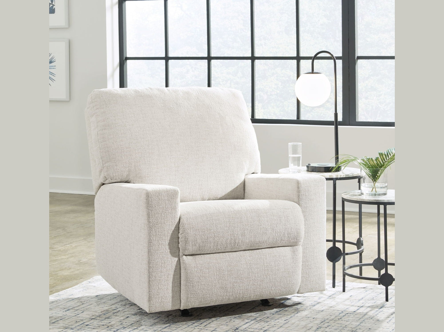 Rannis - Rocker Recliner
