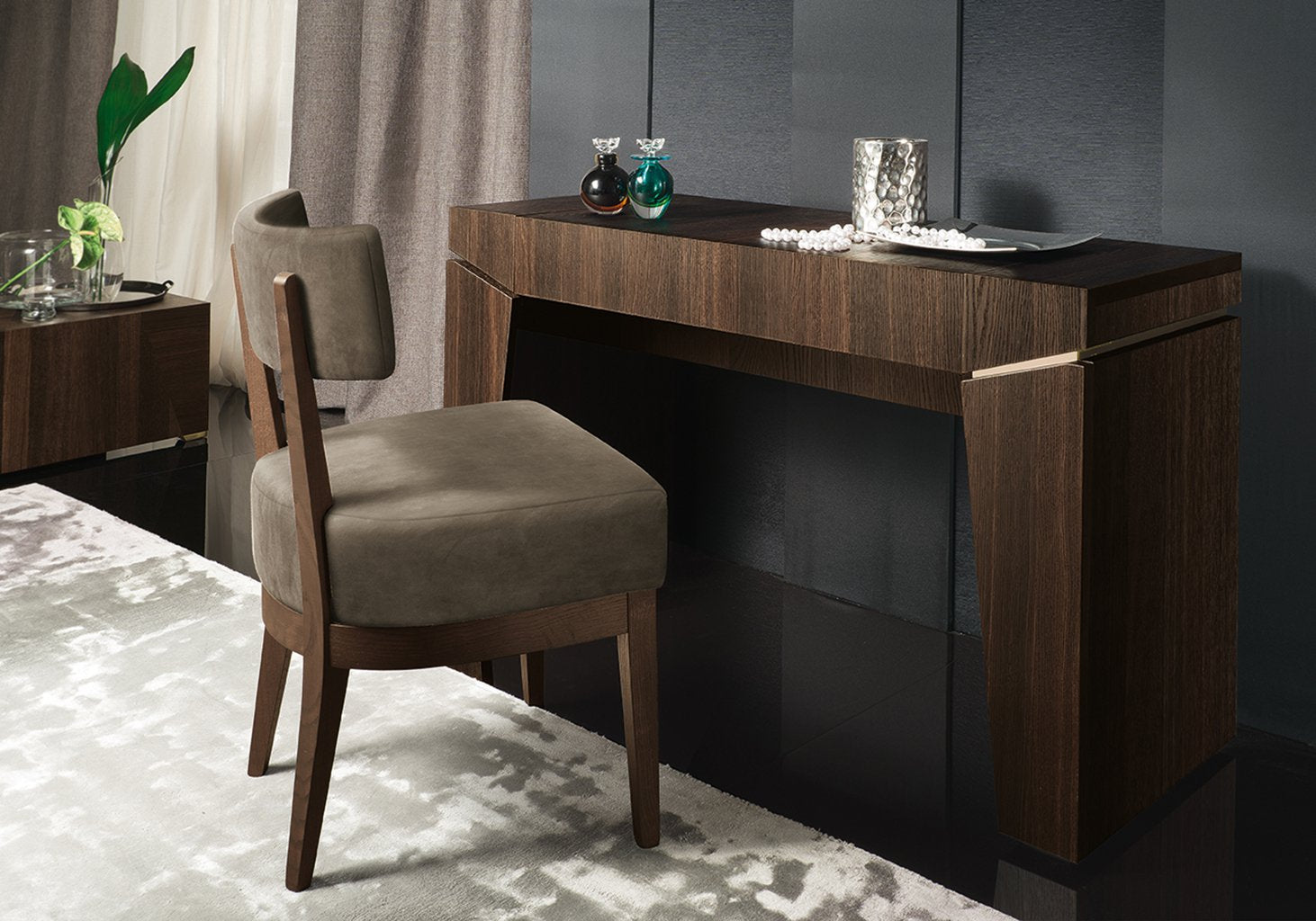 Accademia Modern Bed