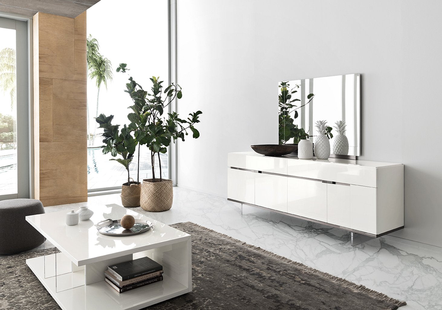 Artemide Dining Room Set