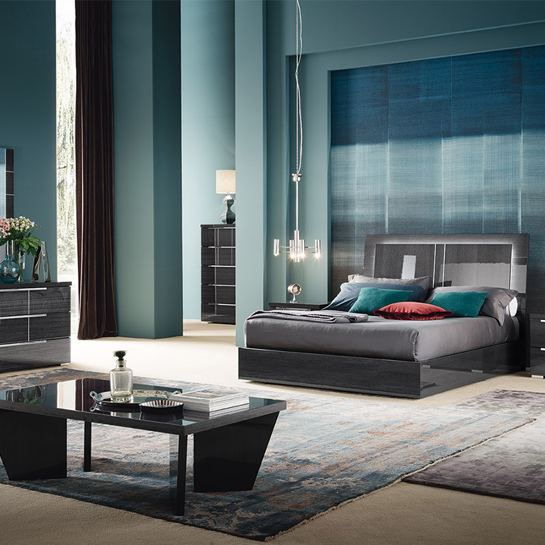 <a href="/collections/bedroom" title="Bedroom">Bedroom Furniture</a>