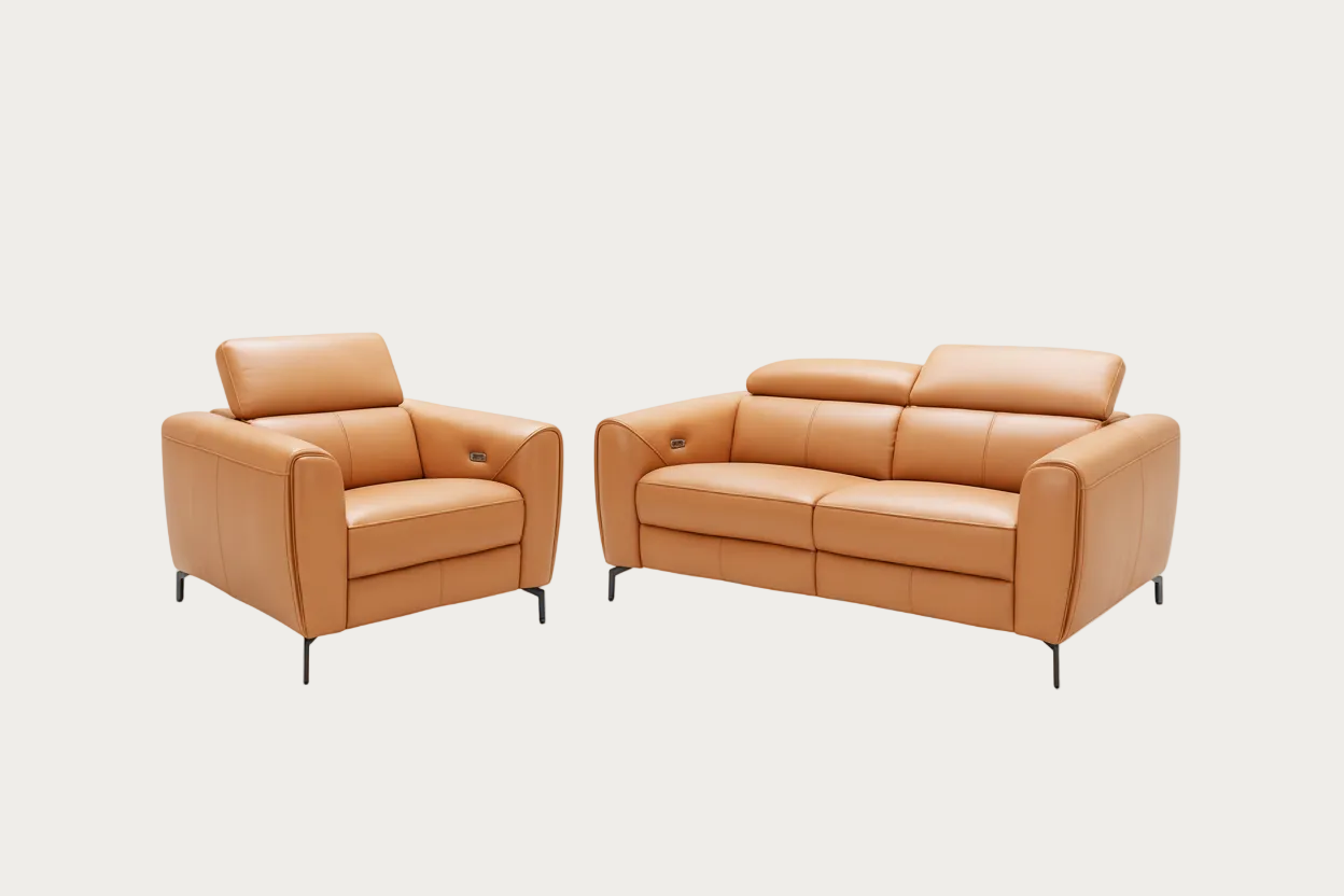Lorenzo Sofa and Loveseat Set in Caramel leather