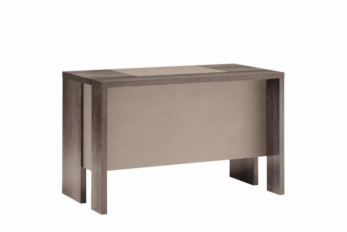 Matera Office Desk by ALF Italia