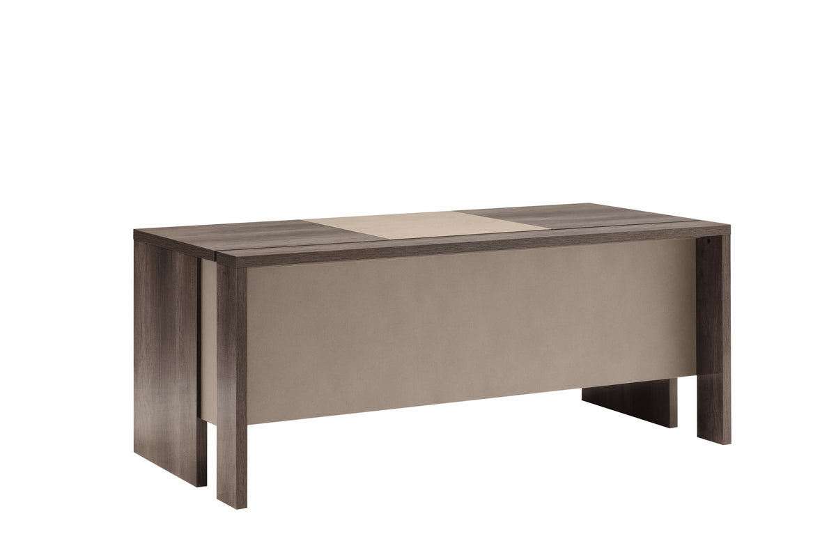 Matera Office Desk by ALF Italia