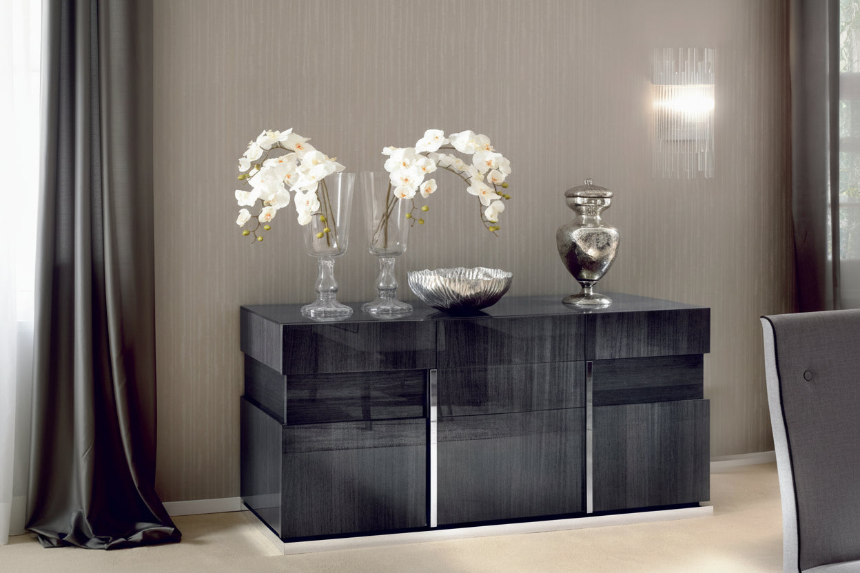 Monte Carlo 3-Door Buffet