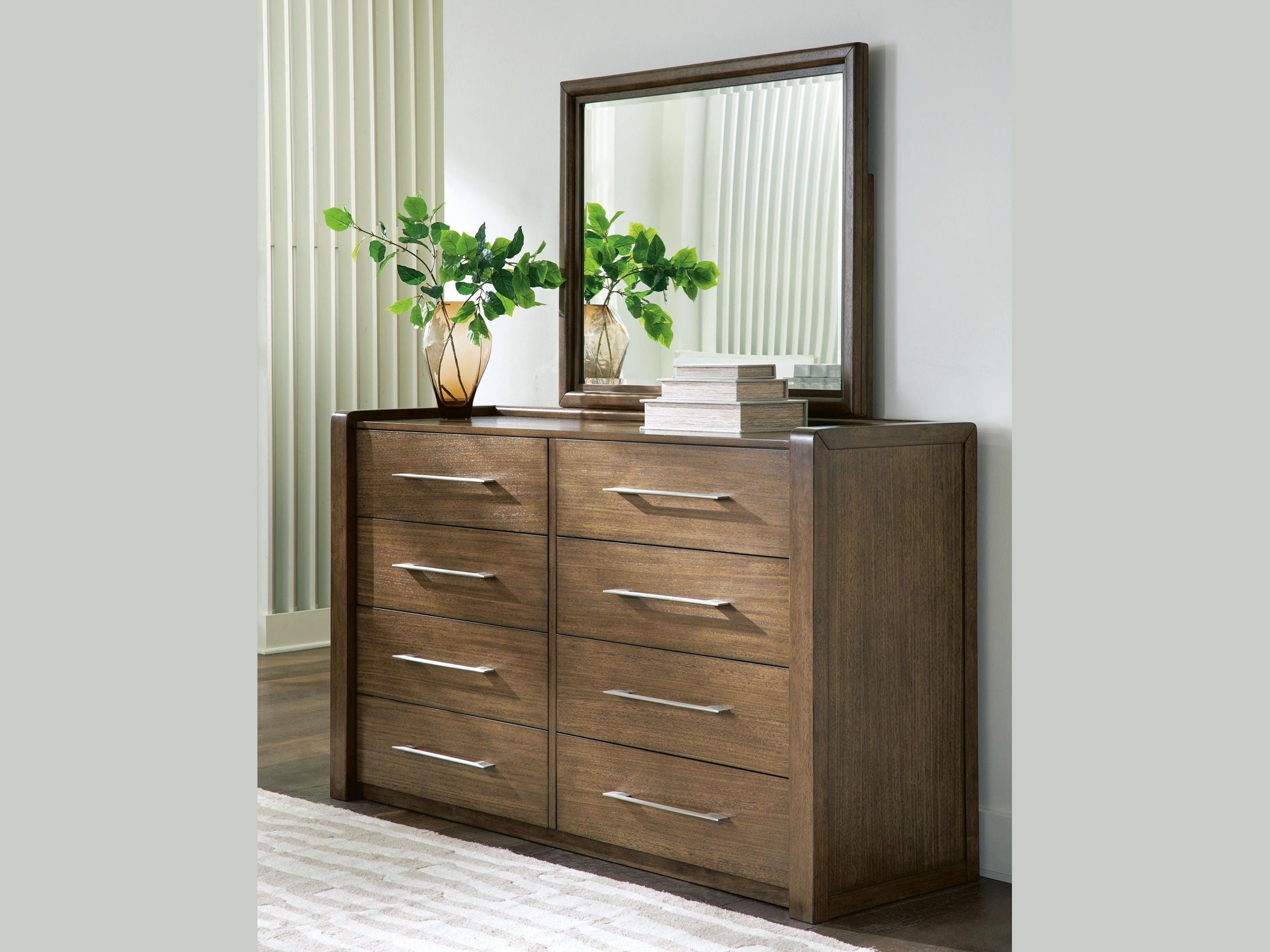 Marxmore - Dresser