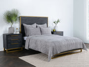 Bari - Velvet Quilt - Gray