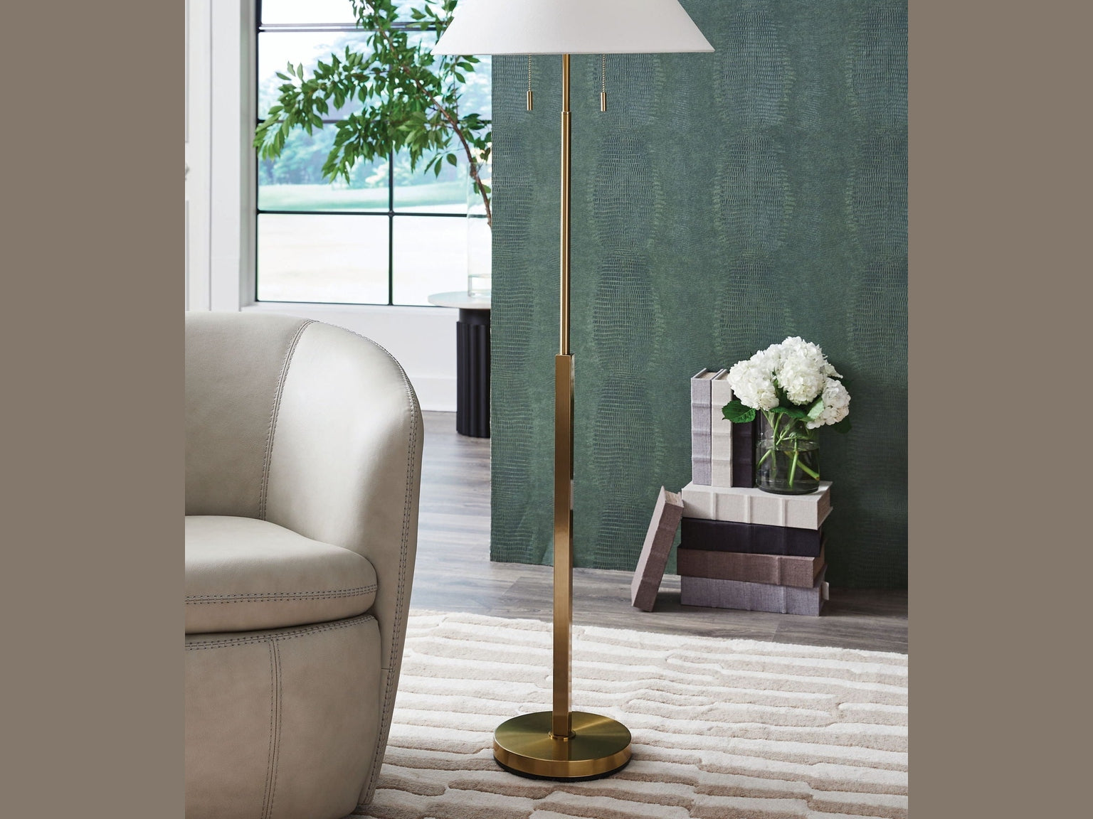 Haigwood - Metal Lamp