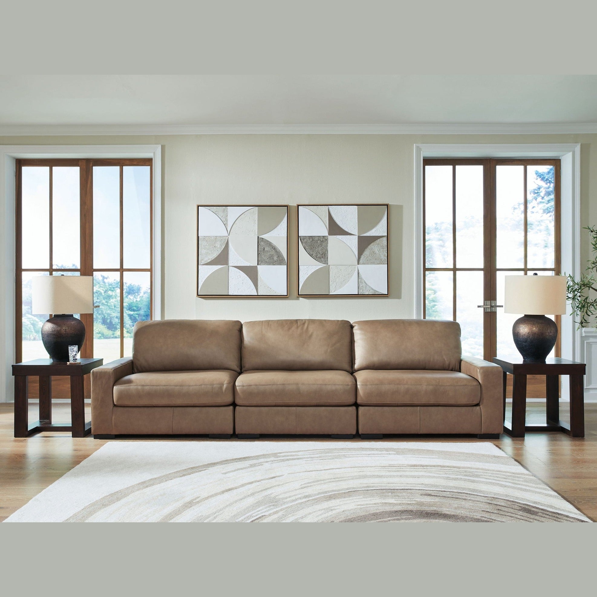 Veronella - Sectional