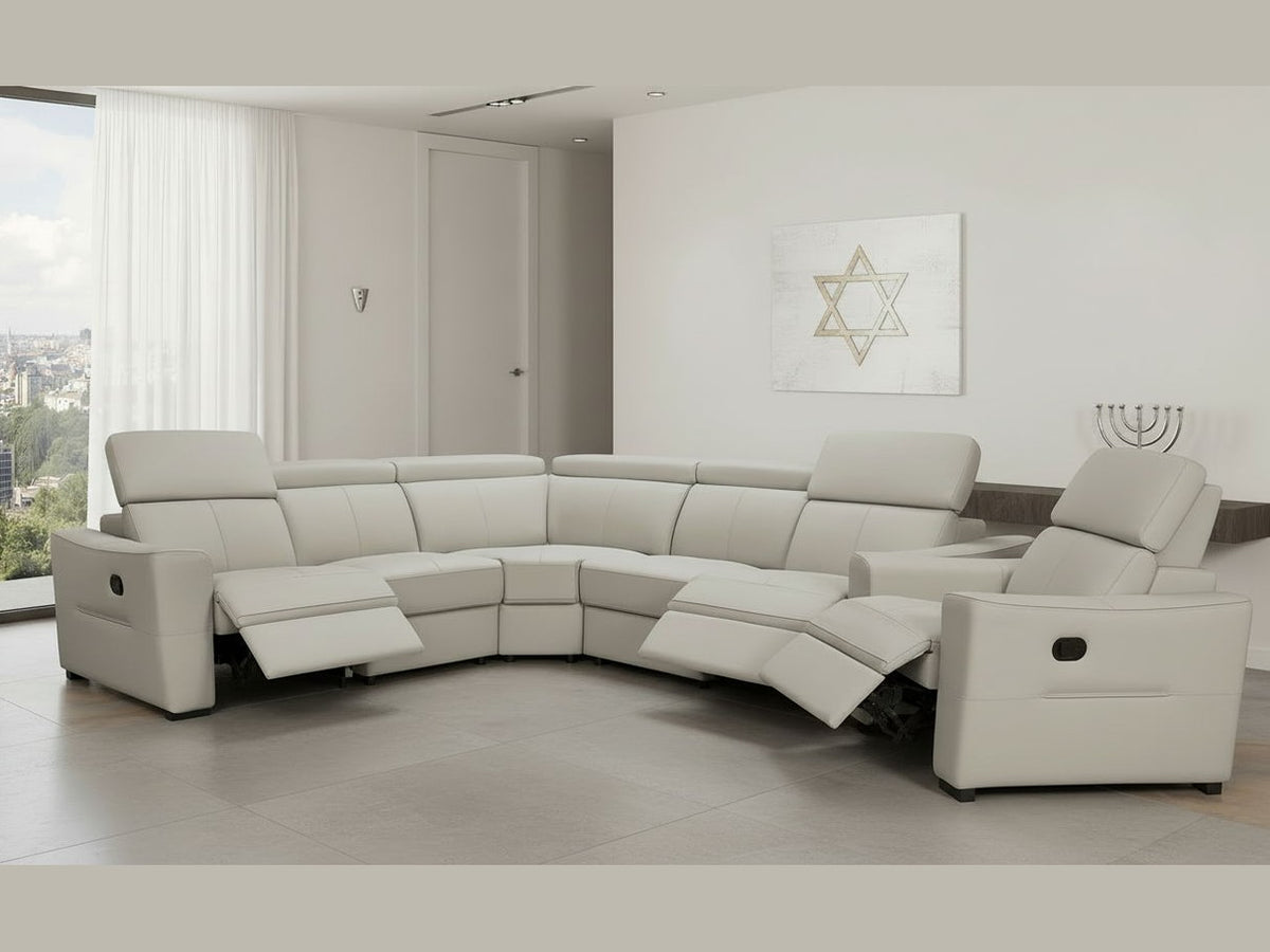 6021 - Sectional With Manual Recliners