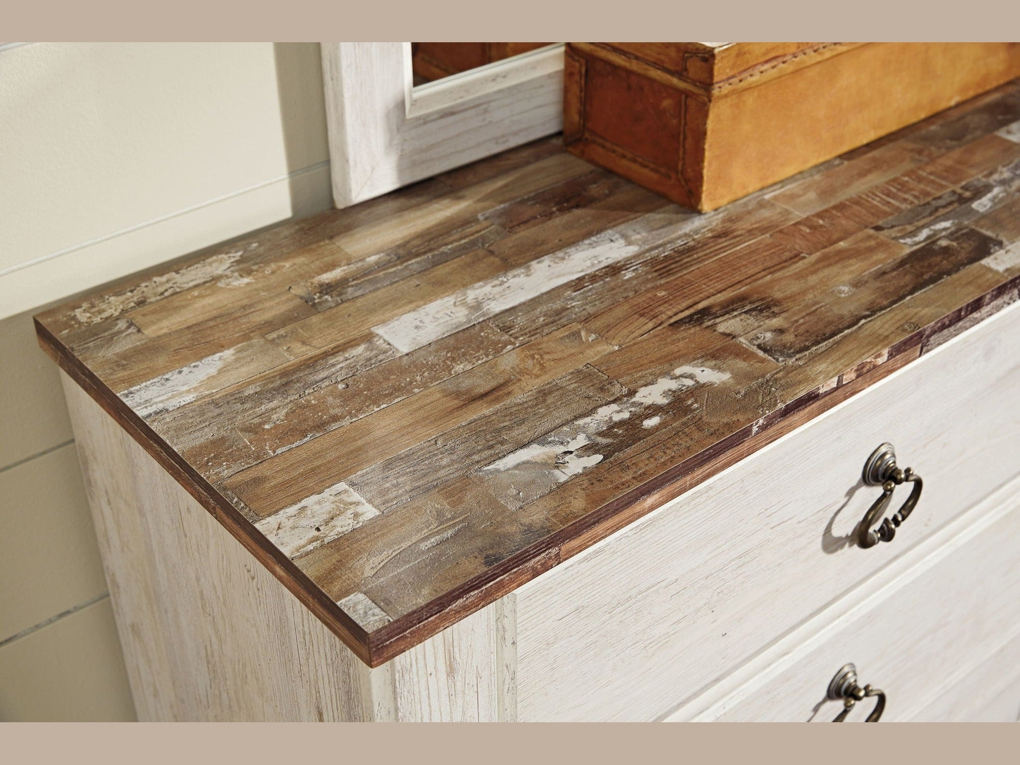 Willowton - Dresser