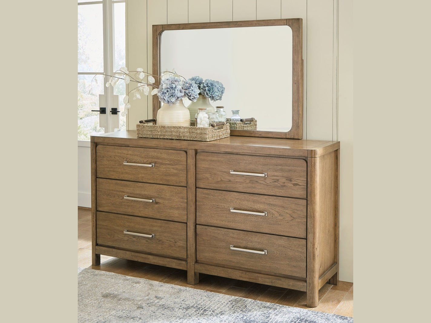 Cabalynn - Dresser And Mirror - Light Brown