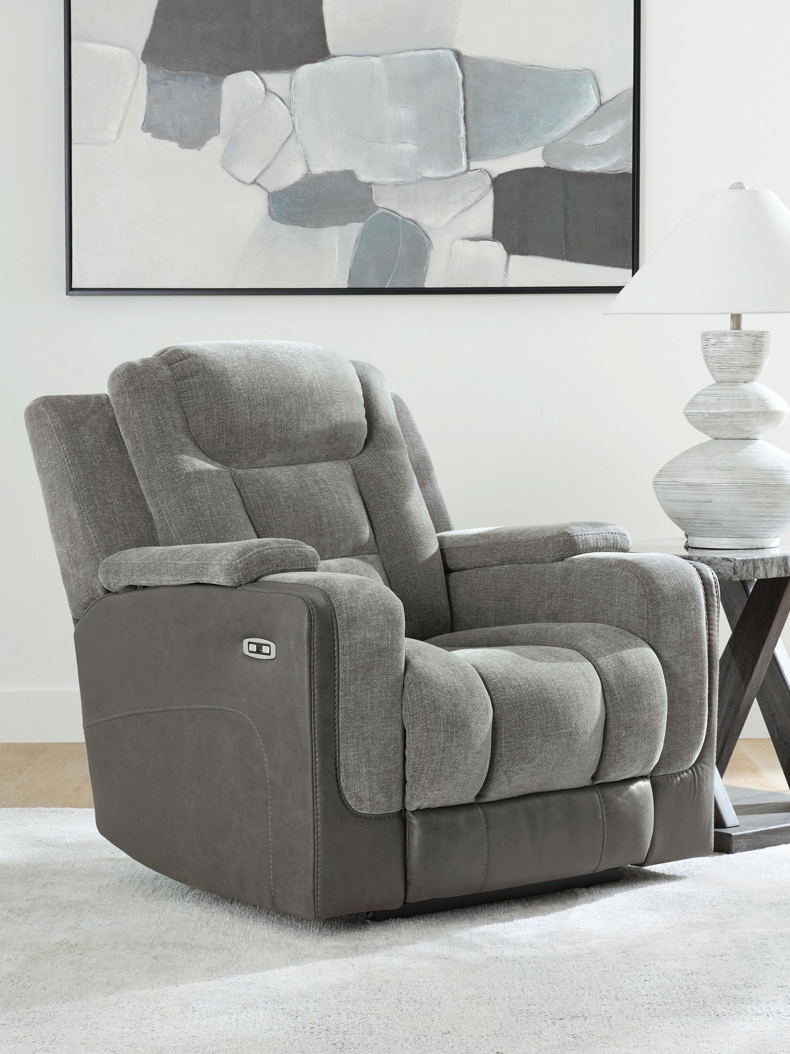 Ultimax - Power Recliner With Adjustable Headrest