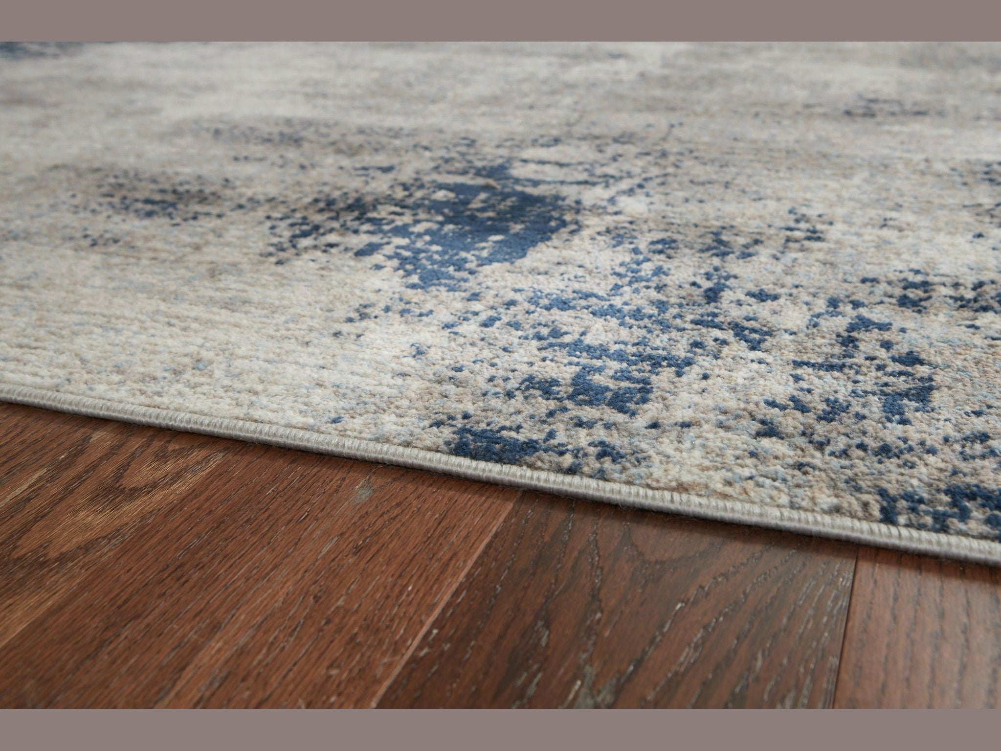 Wrenstow - Rug