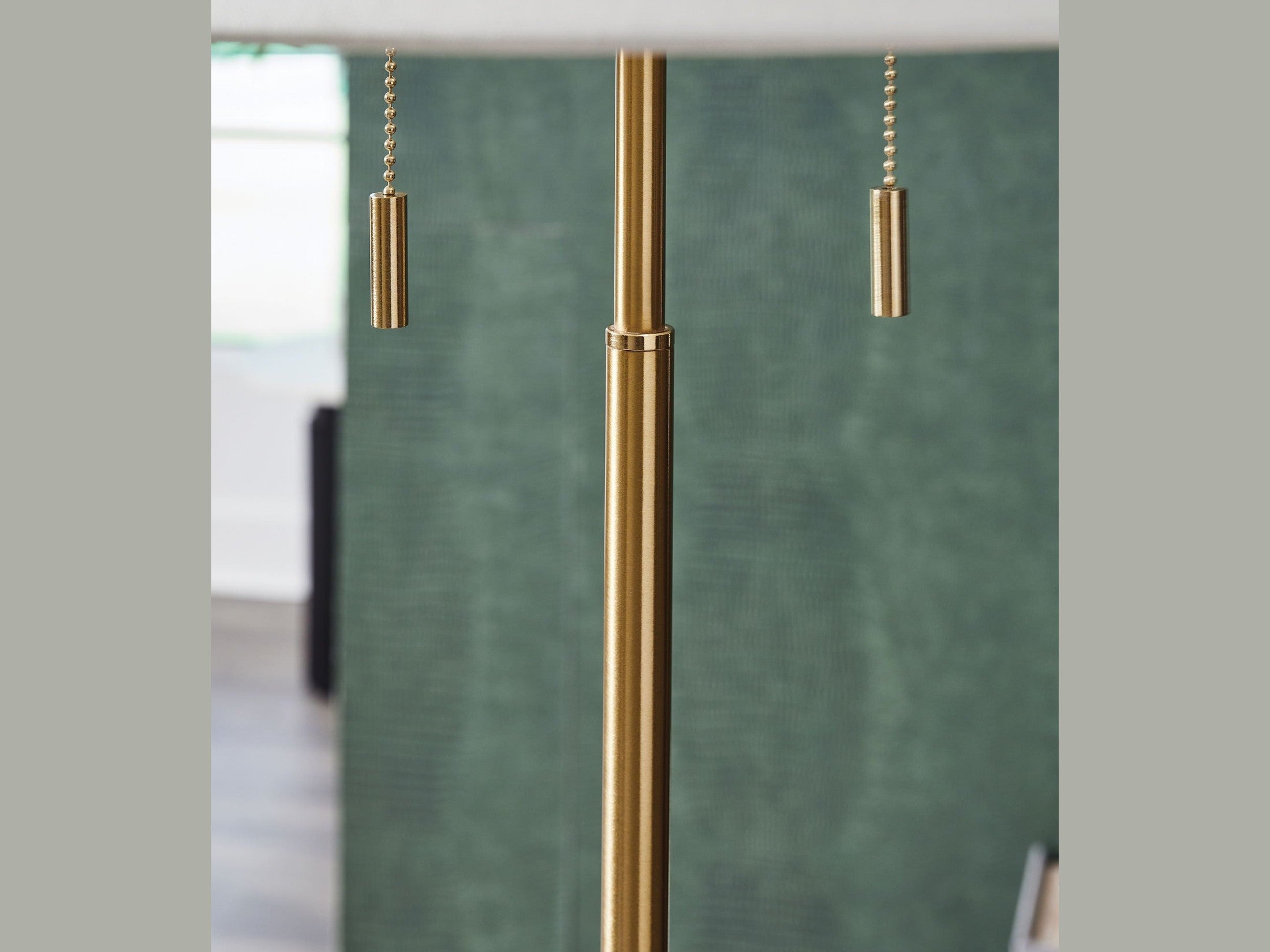 Haigwood - Metal Lamp