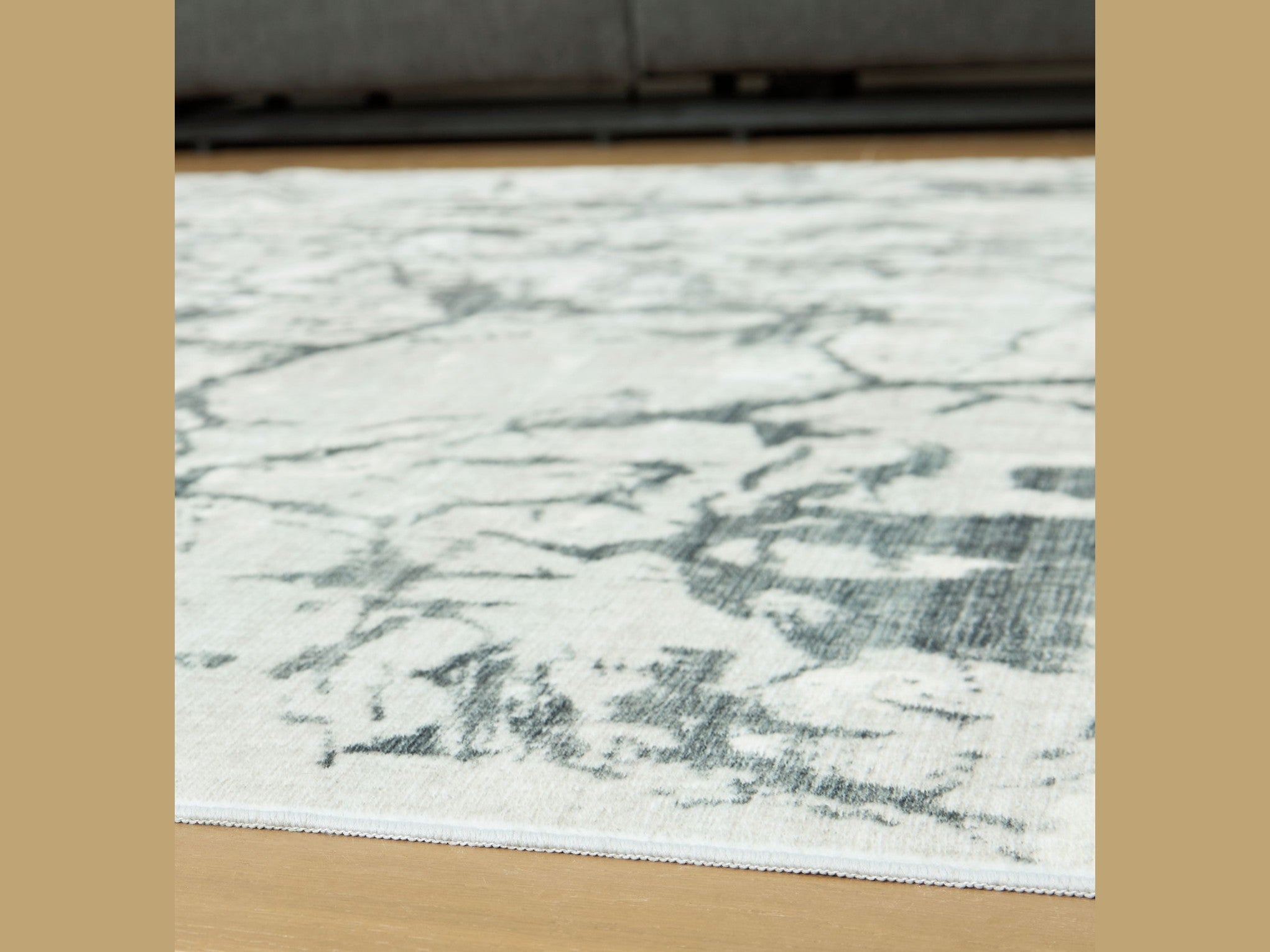 Tobinbury - Washable Rug