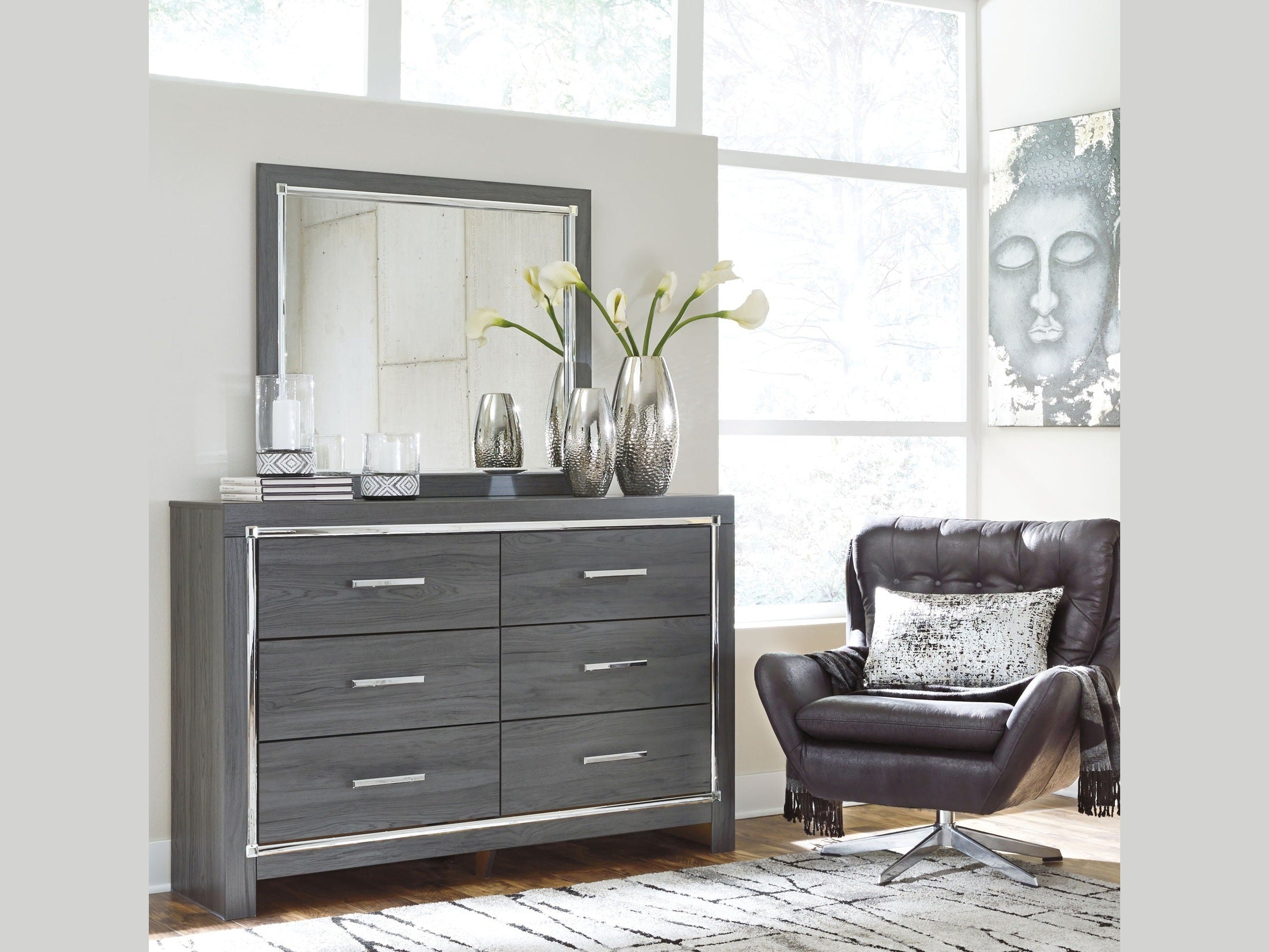 Lodanna - Dresser
