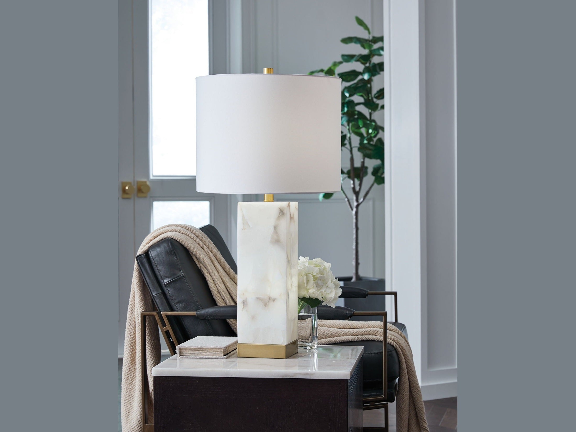 Linderfield - Alabaster Table Lamp - White / Gold Finish