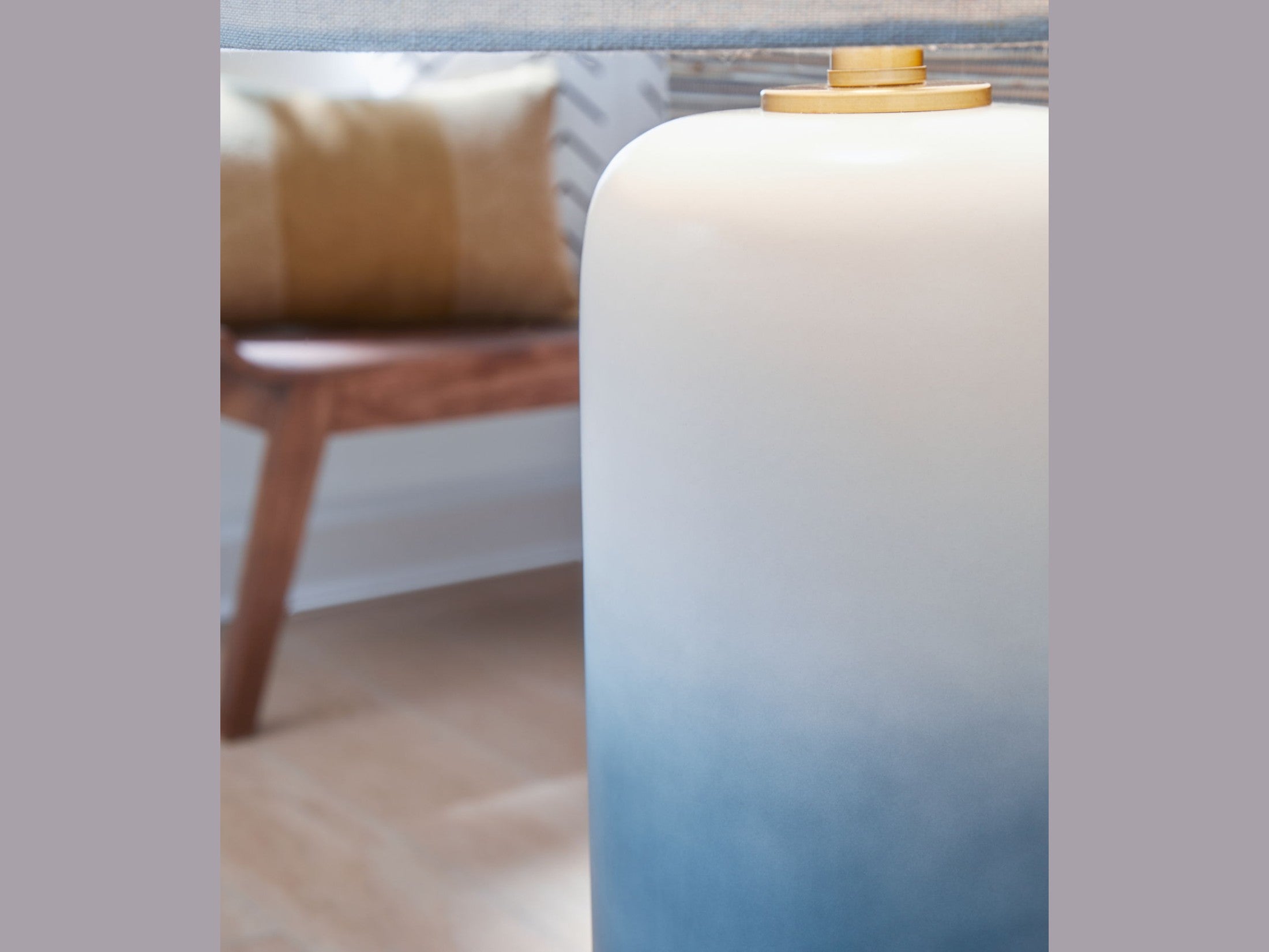 Lemrich - Ceramic Table Lamp  - White