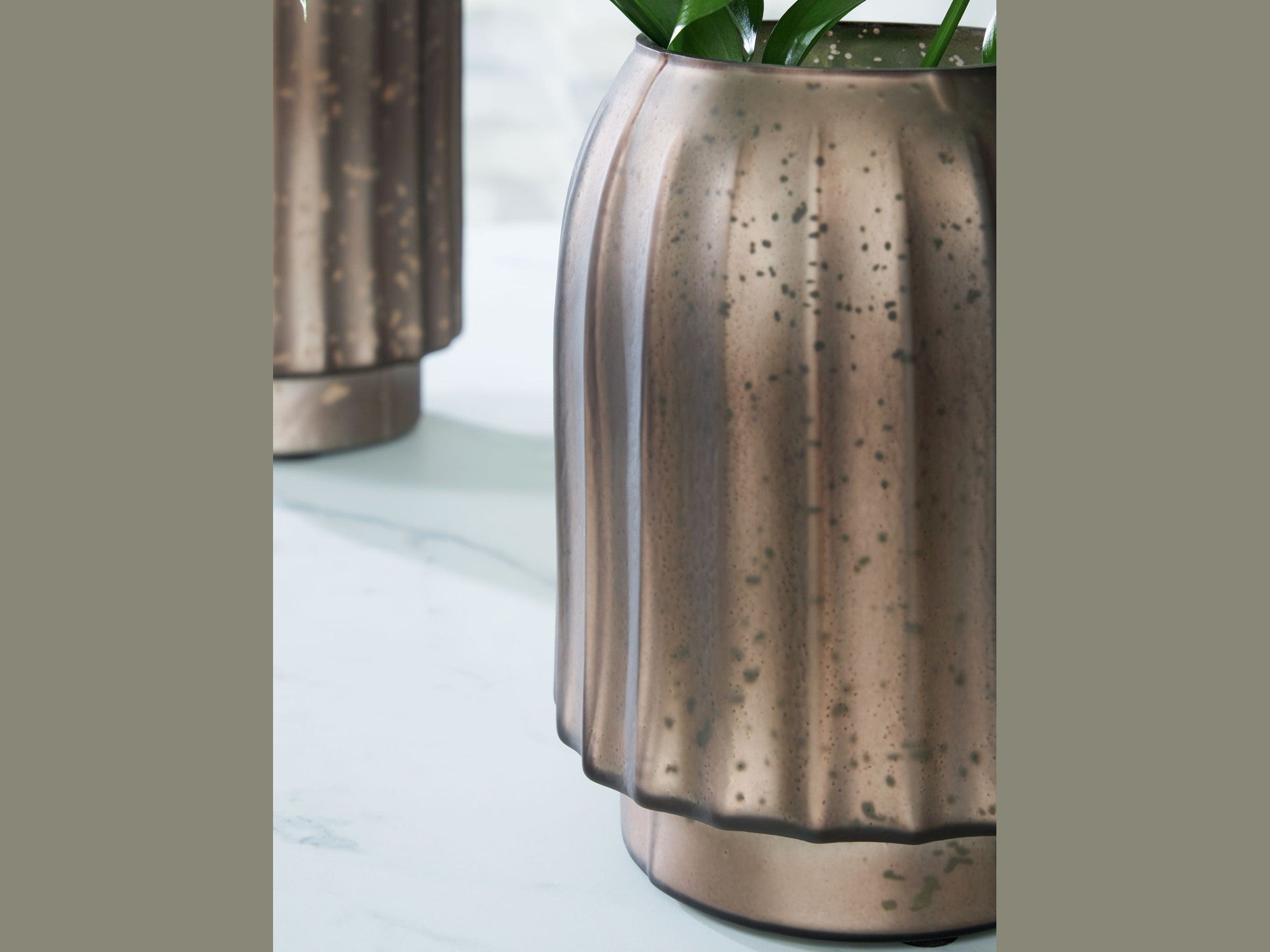 Briarcott - Vase