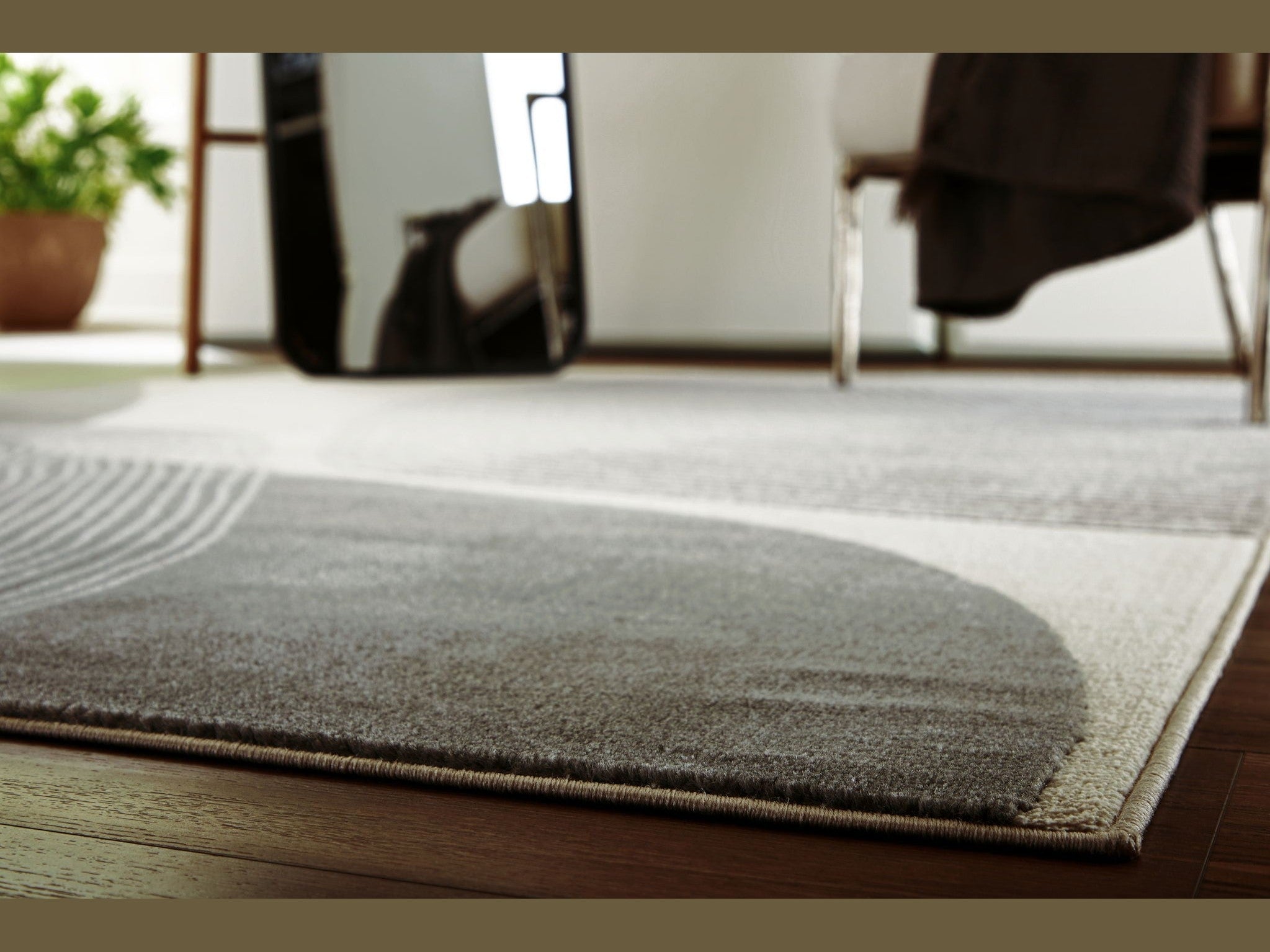 Winderburg - Rug