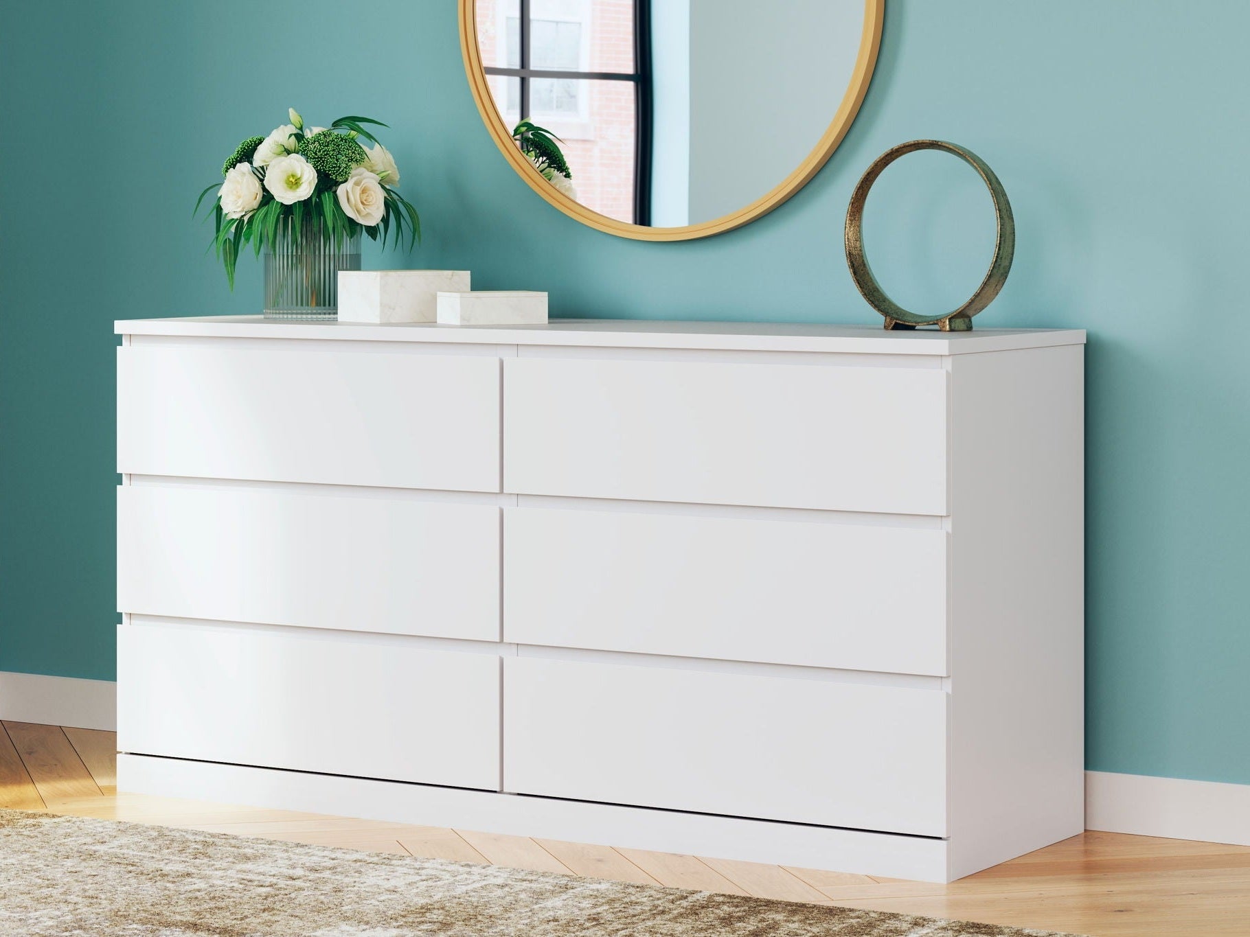 Onita - Six Drawer Dresser