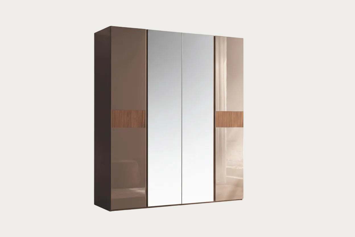 Corso Como 4-door wardrobe with 2-mirrored doors.