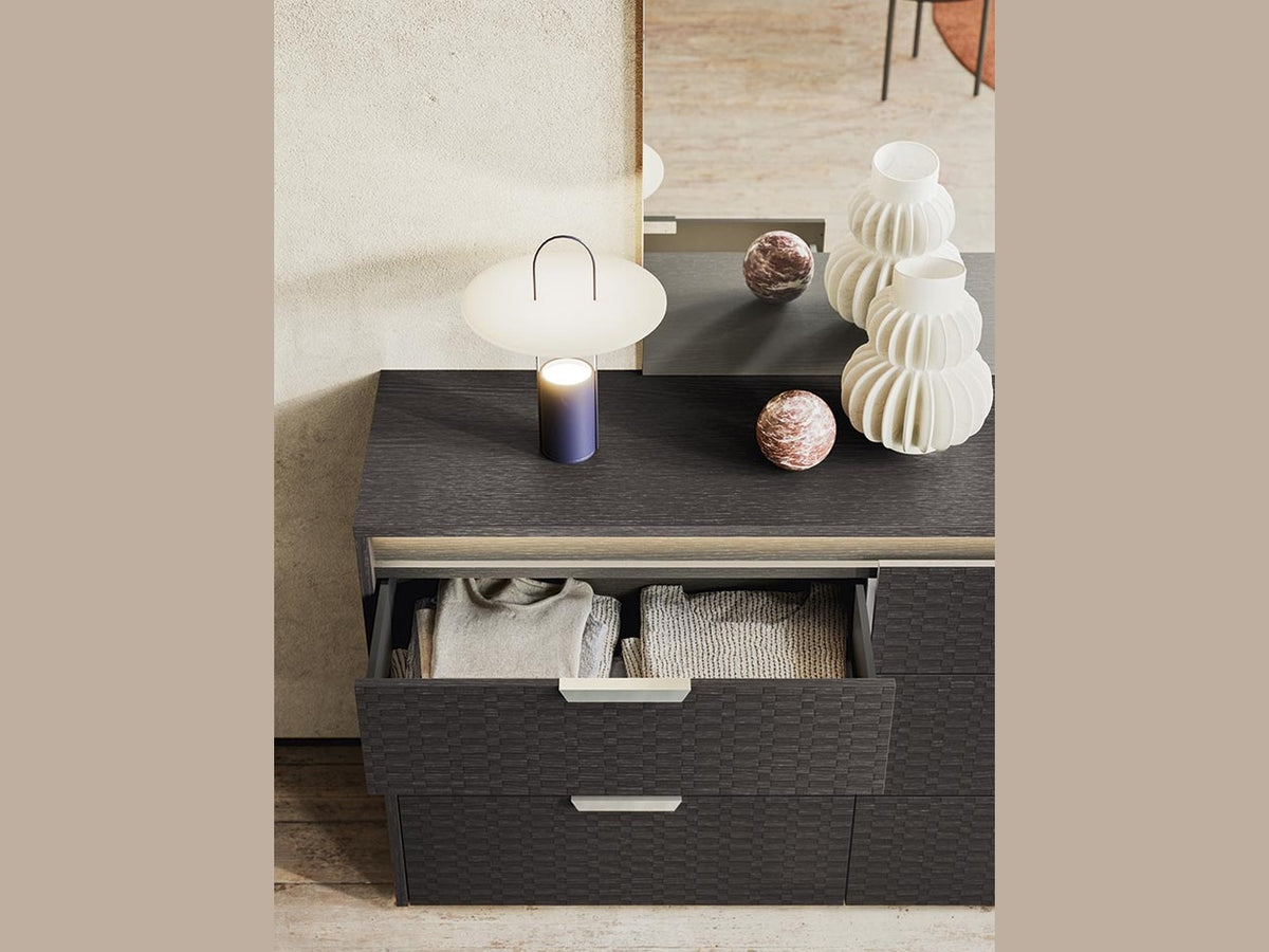 Amy 6-Drawer Dresser