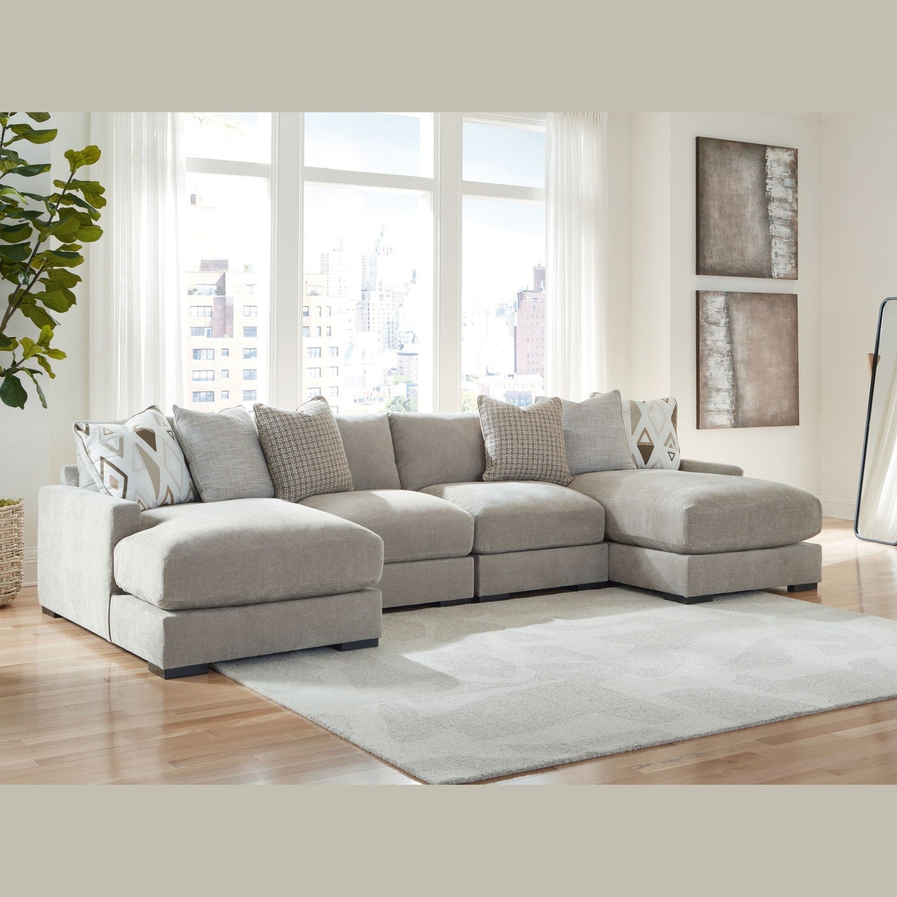 Aslan Court - Sectional