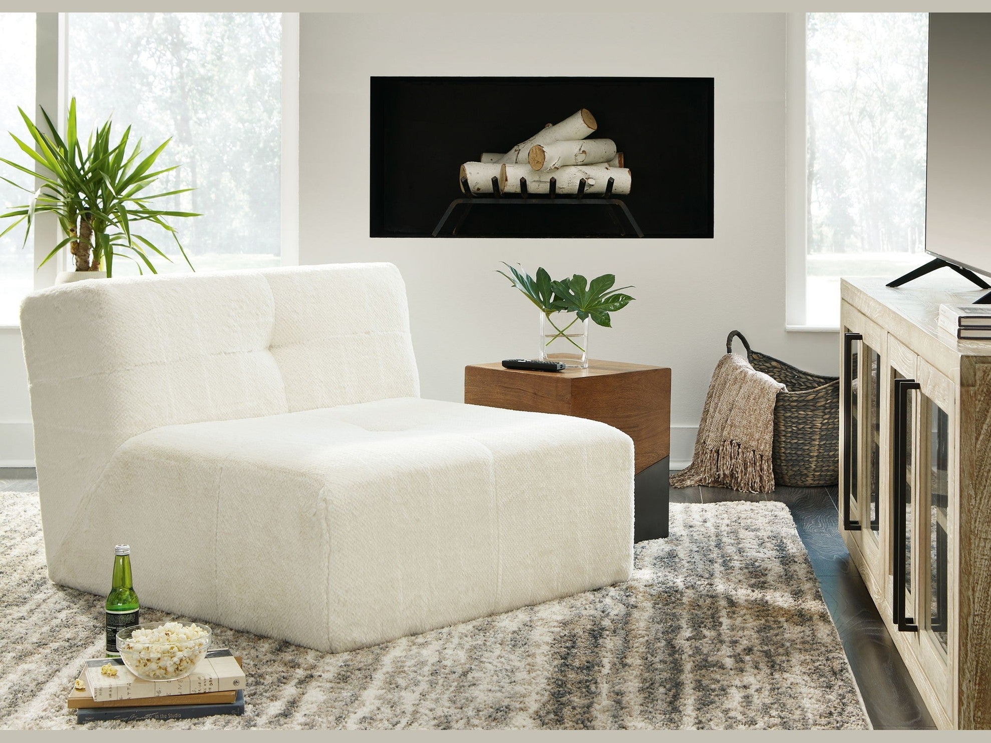 Brettner - Accent Chair - Ivory