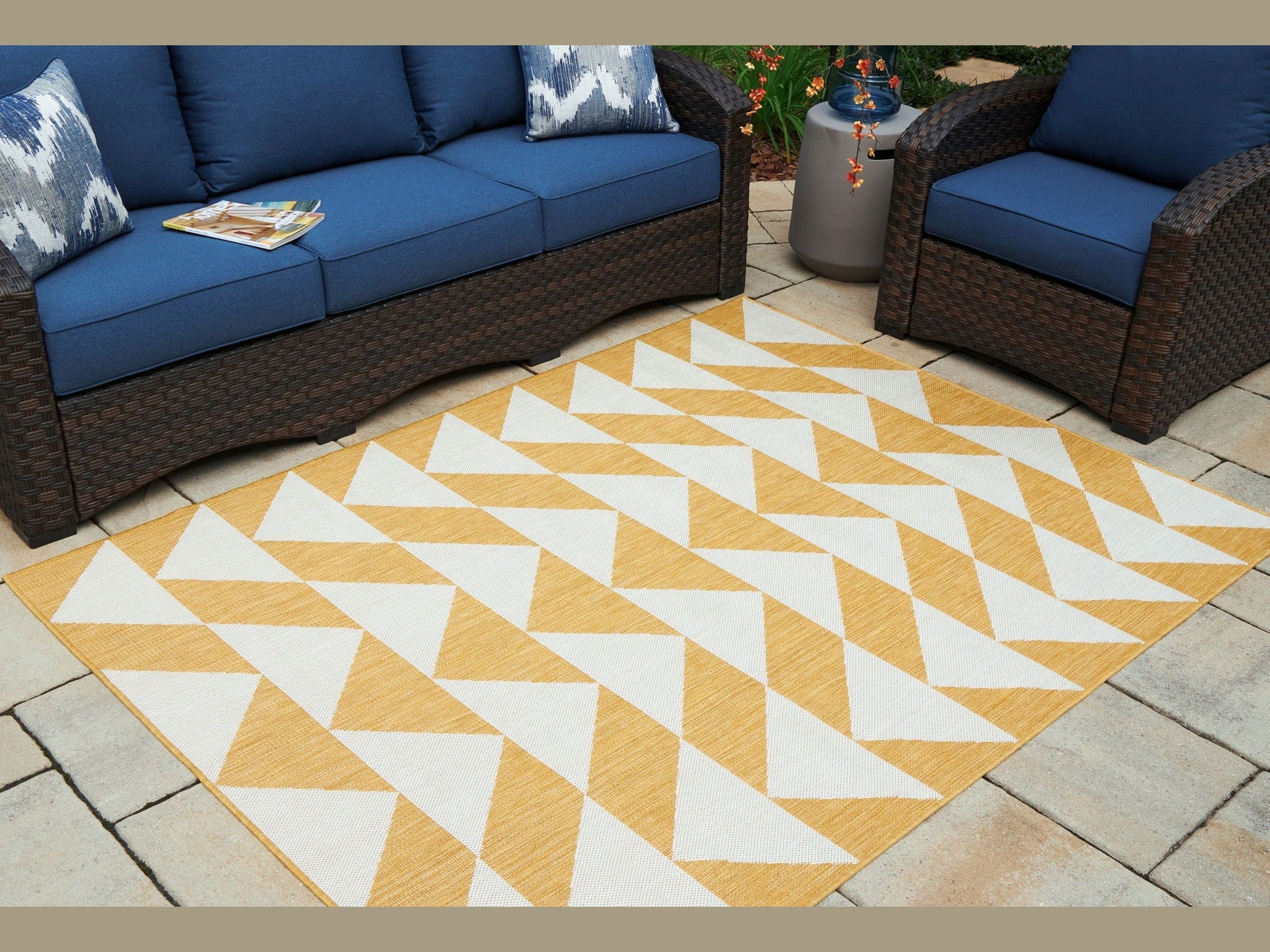 Thomley - Rug