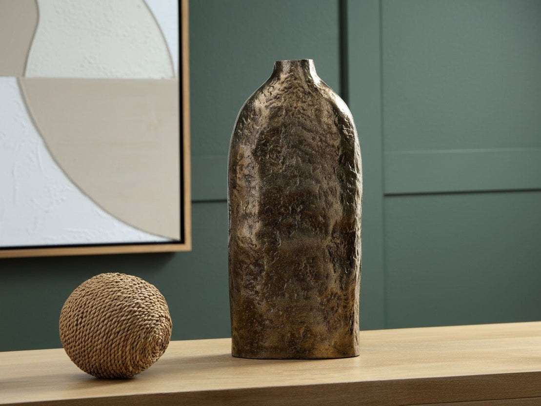 Wallmond - Vase