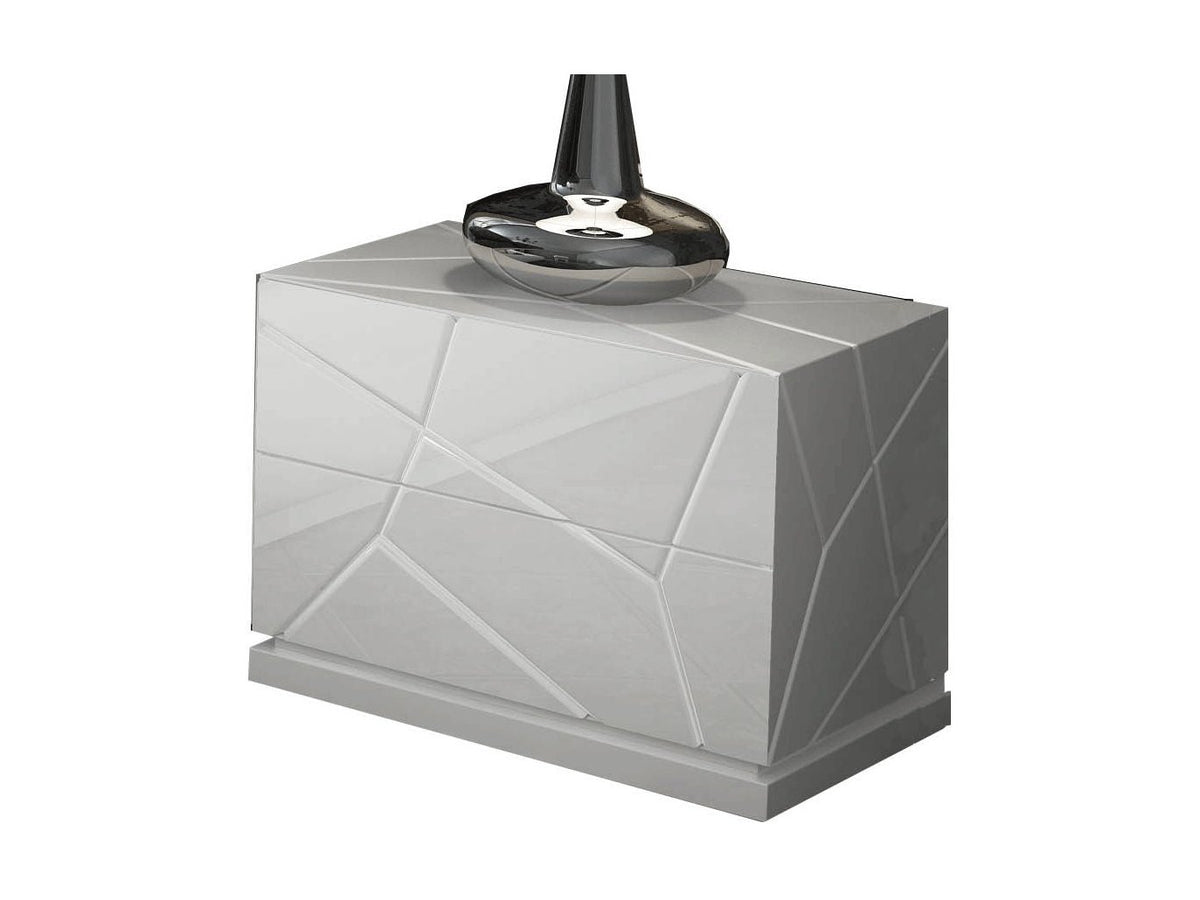 Kiu - Nightstand