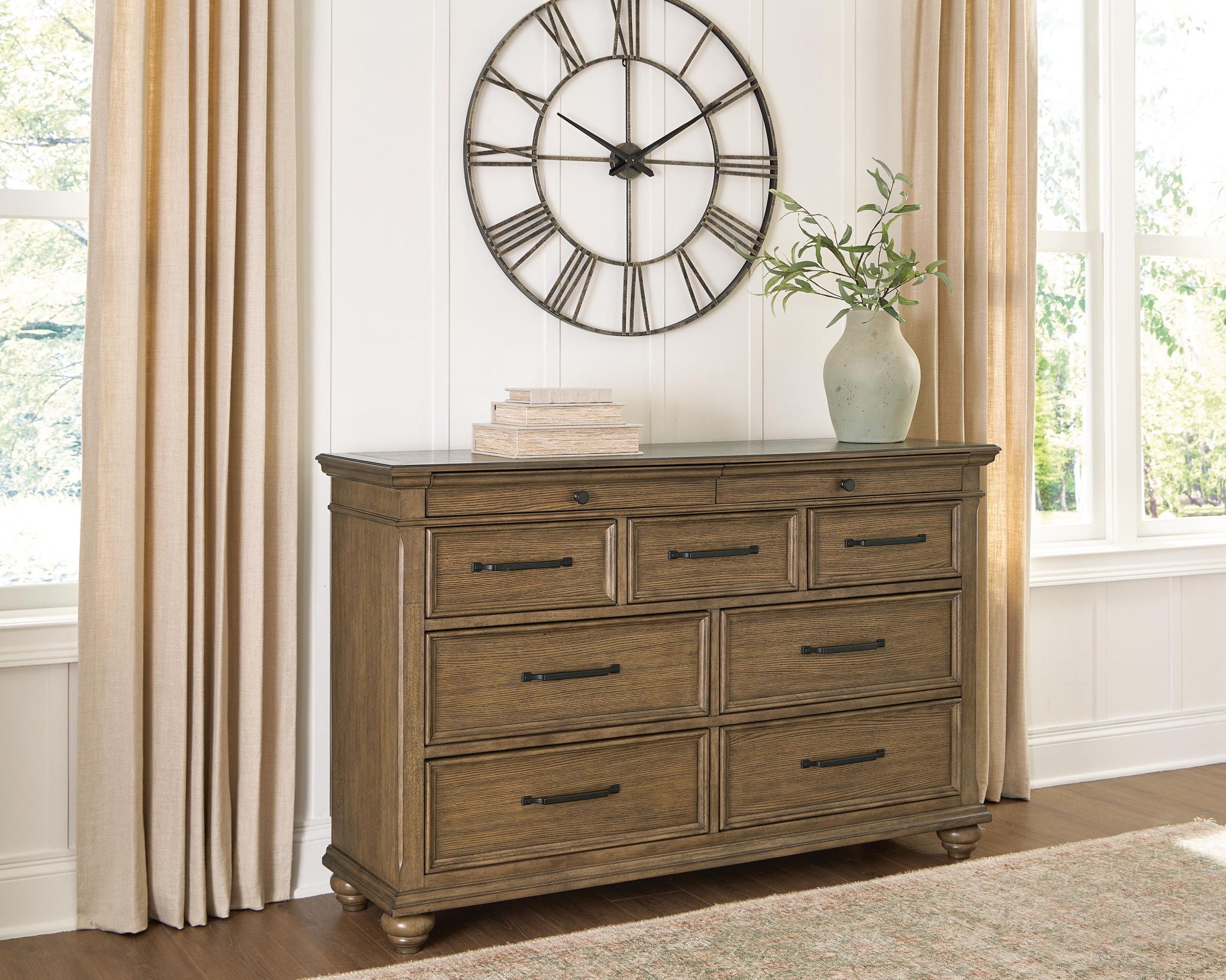 Waynely - Dresser