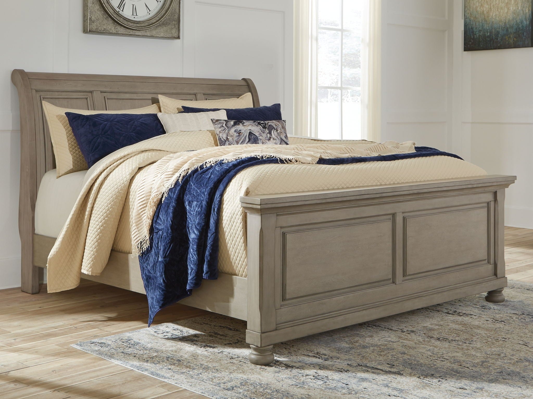 Lettner - Sleigh Bed