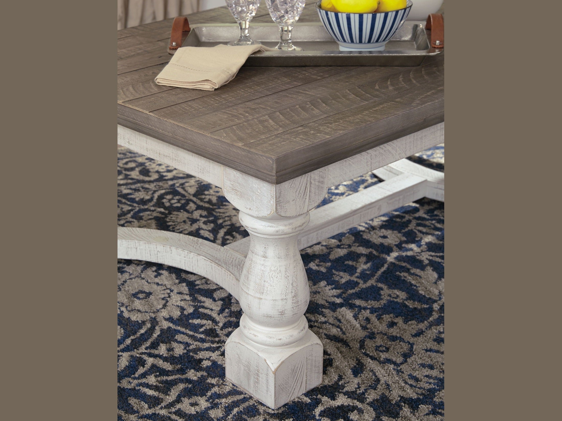 Havalance - Rectangular Cocktail Table - Gray / White