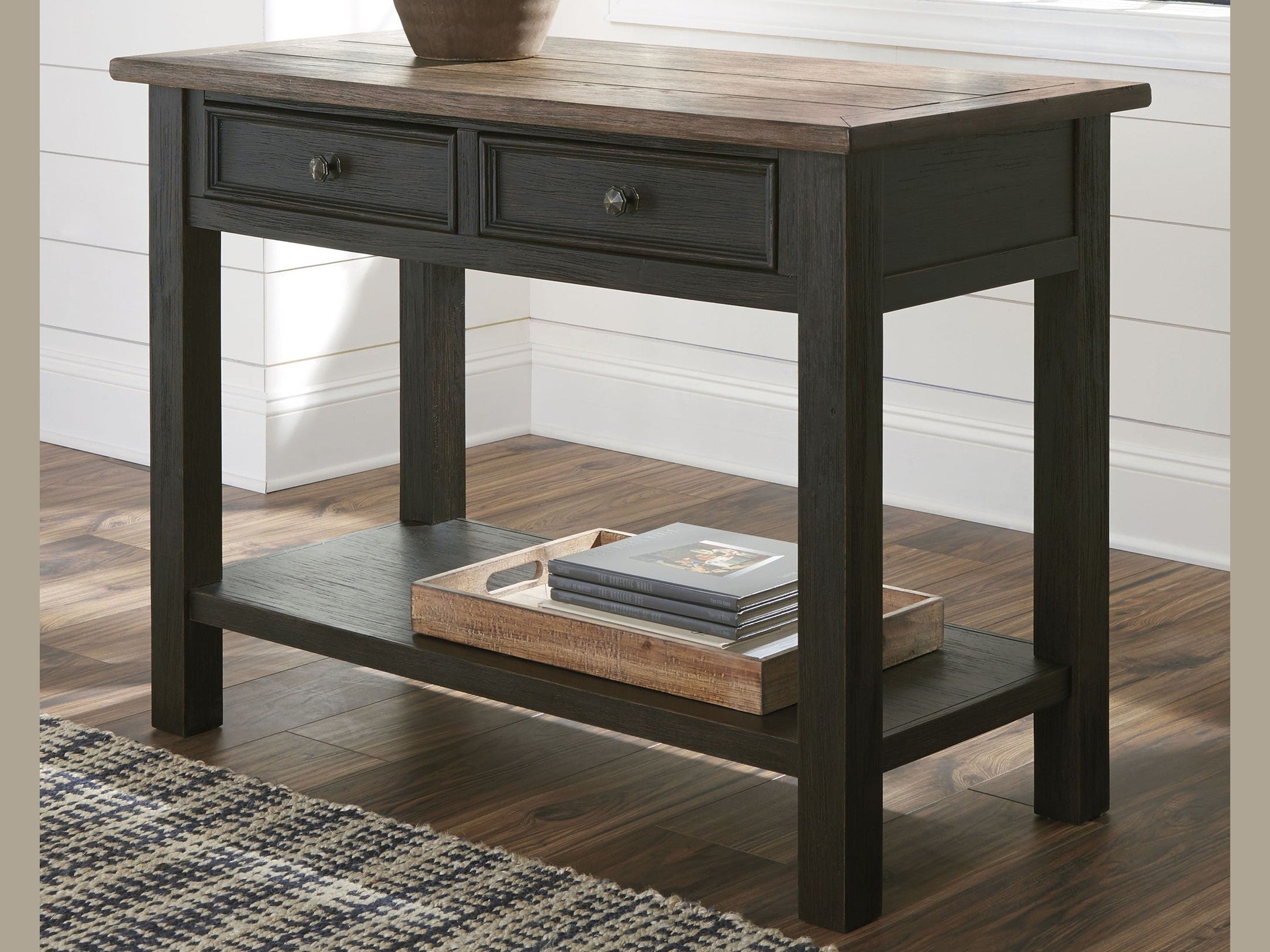 Tyler Creek - Sofa Table - Grayish Brown / Black