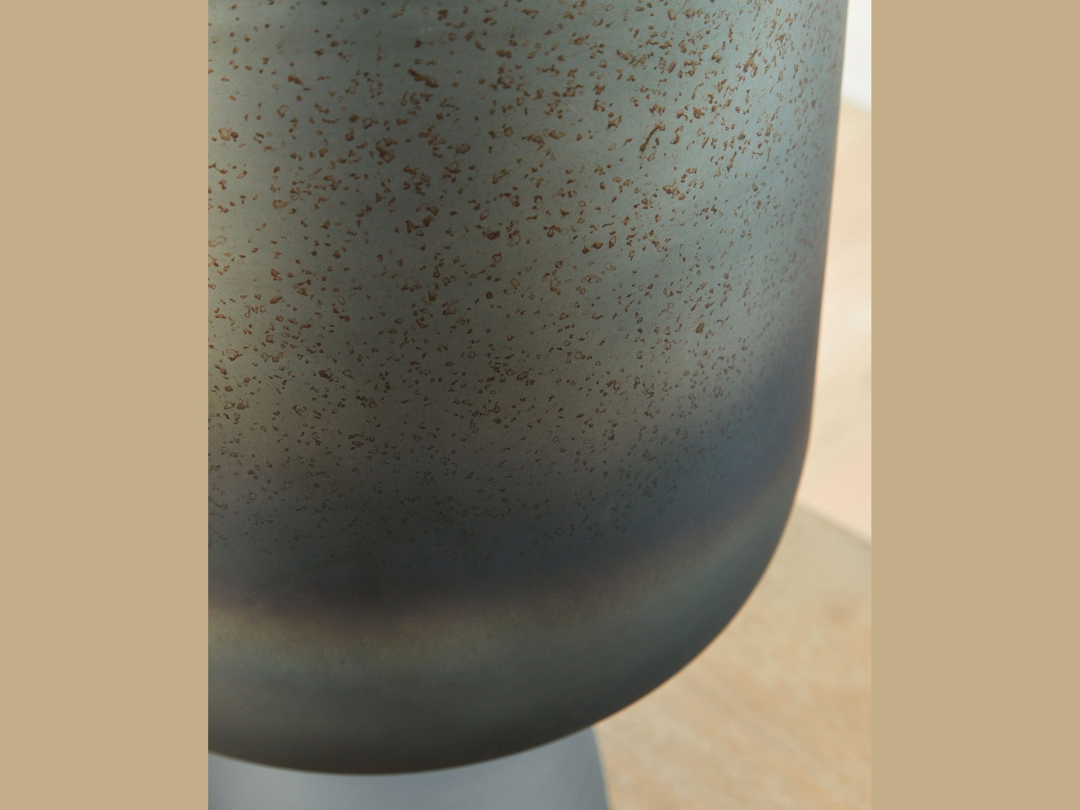 Pennmore - Vase