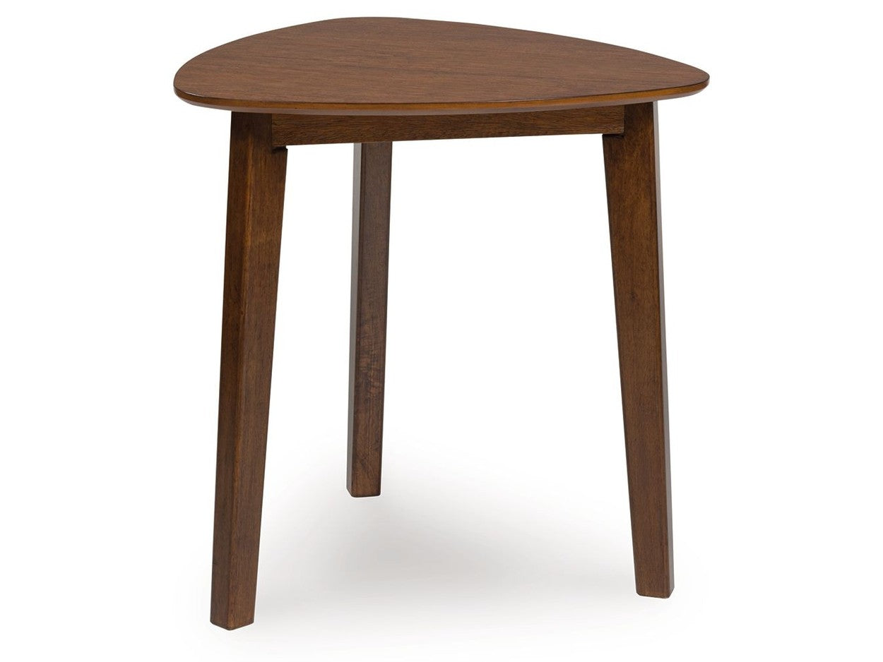 Lyncott - Occasional Wood Table Set (Set of 3) - Brown