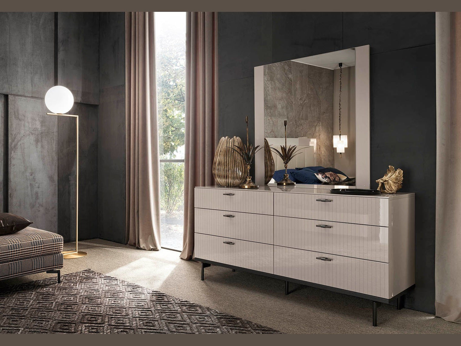 Claire Modern Mirror