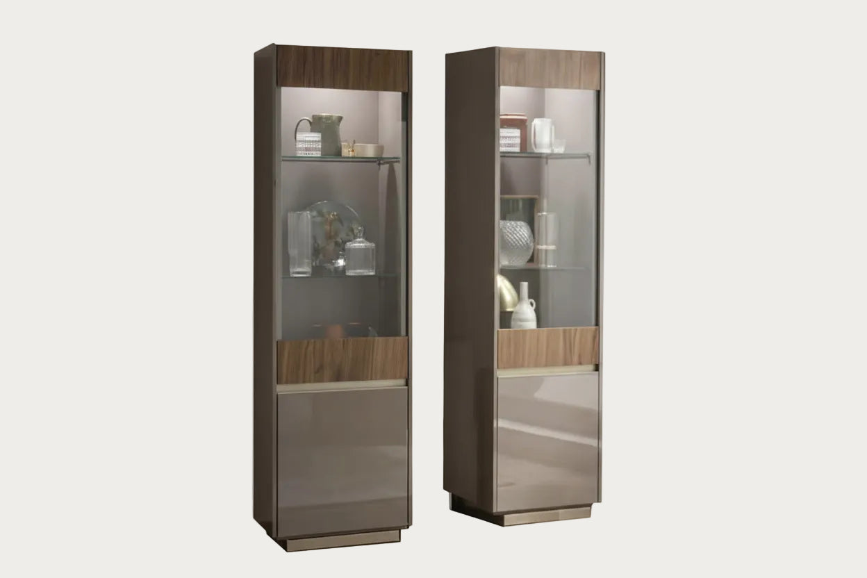 Corso Como 1-Door Curio Cabinet, Right