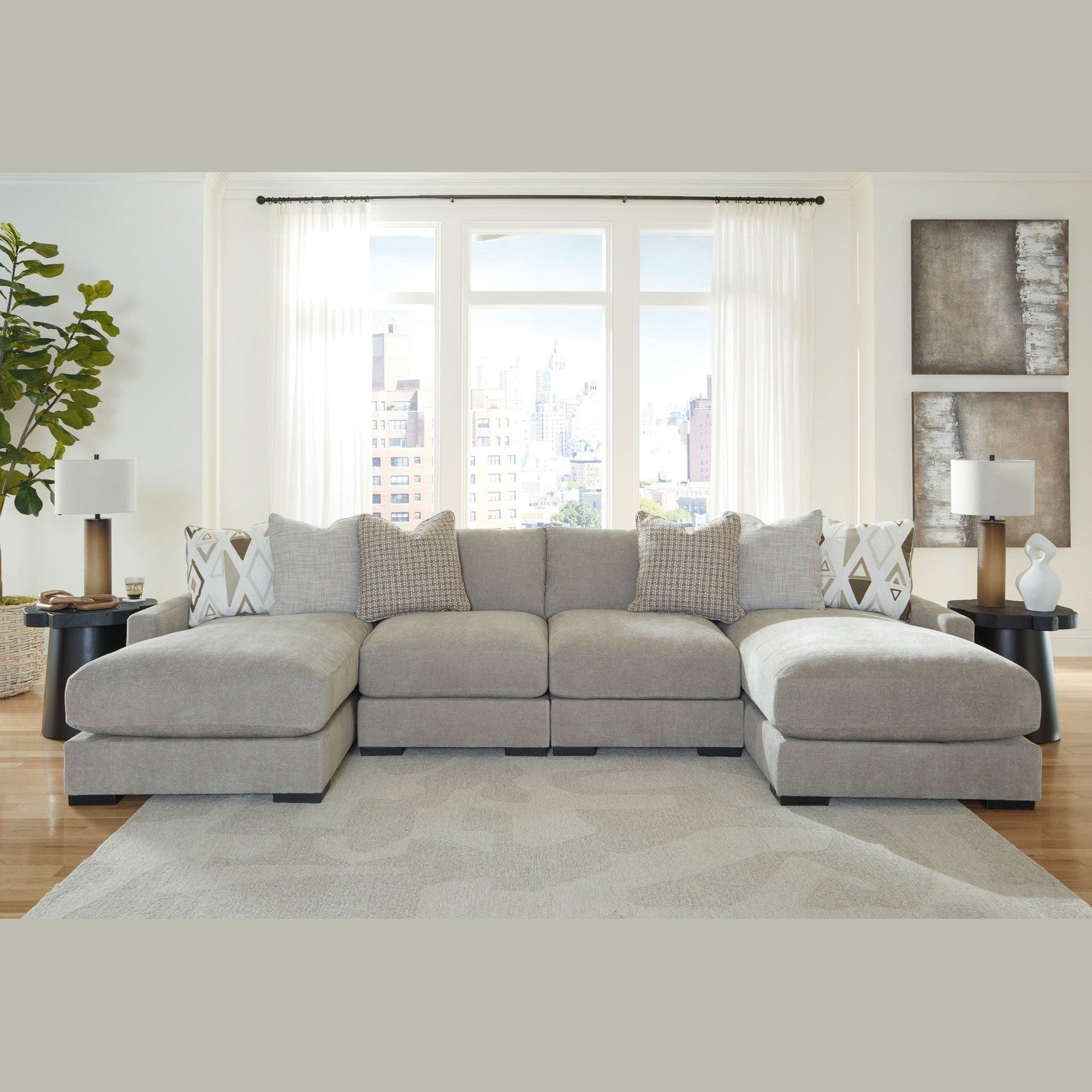Aslan Court - Sectional