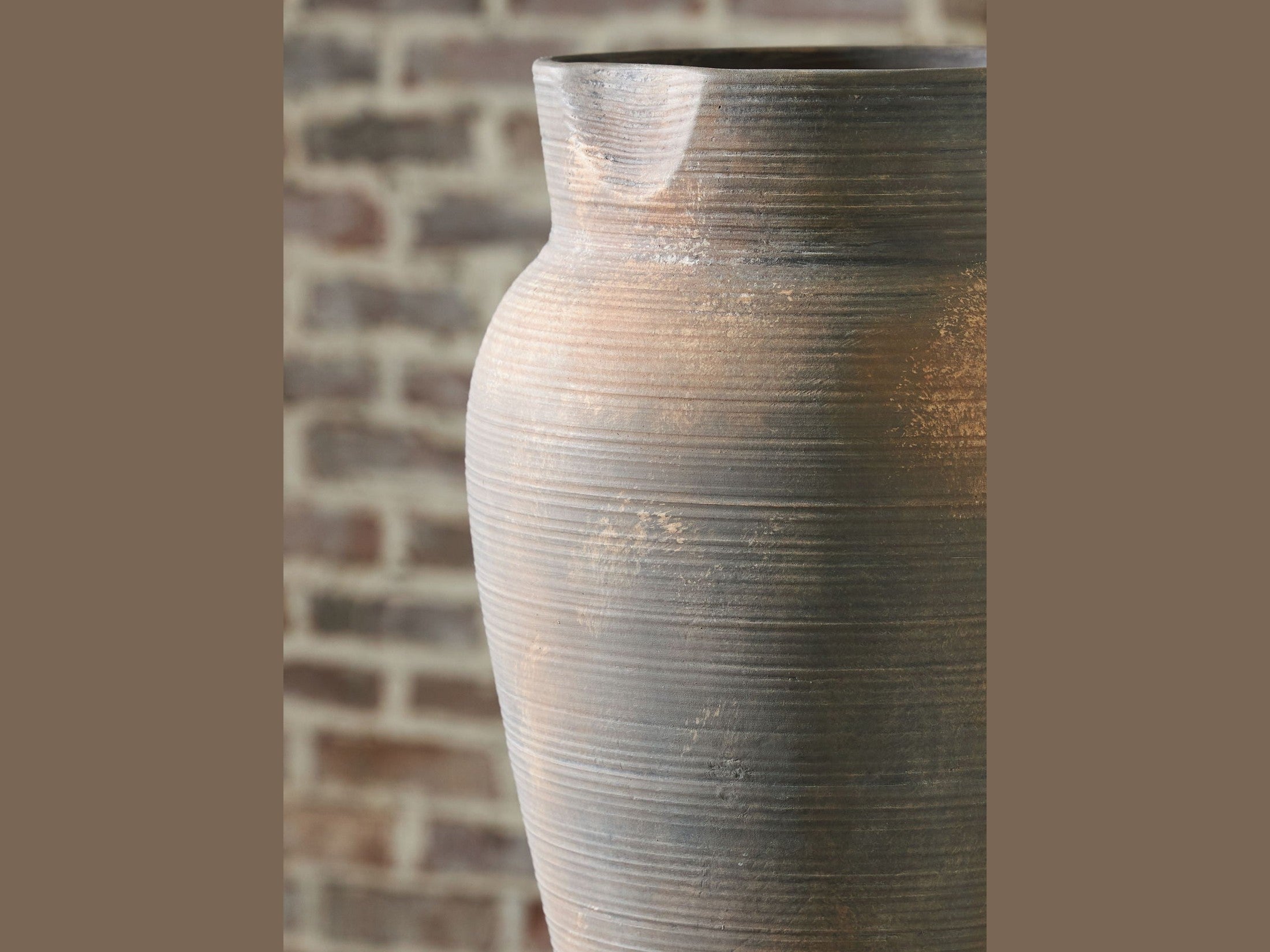 Brickmen - Vase