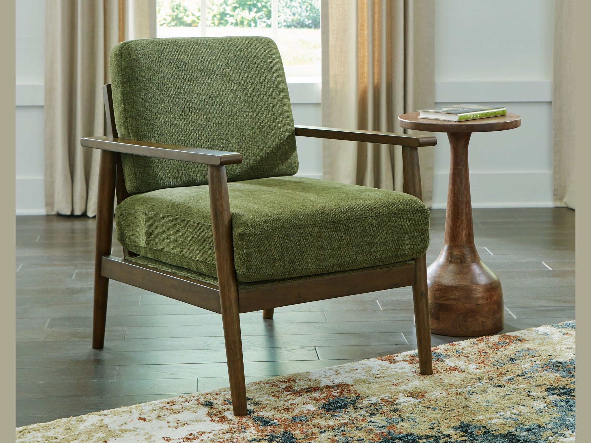 Bixler - Showood Accent Chair