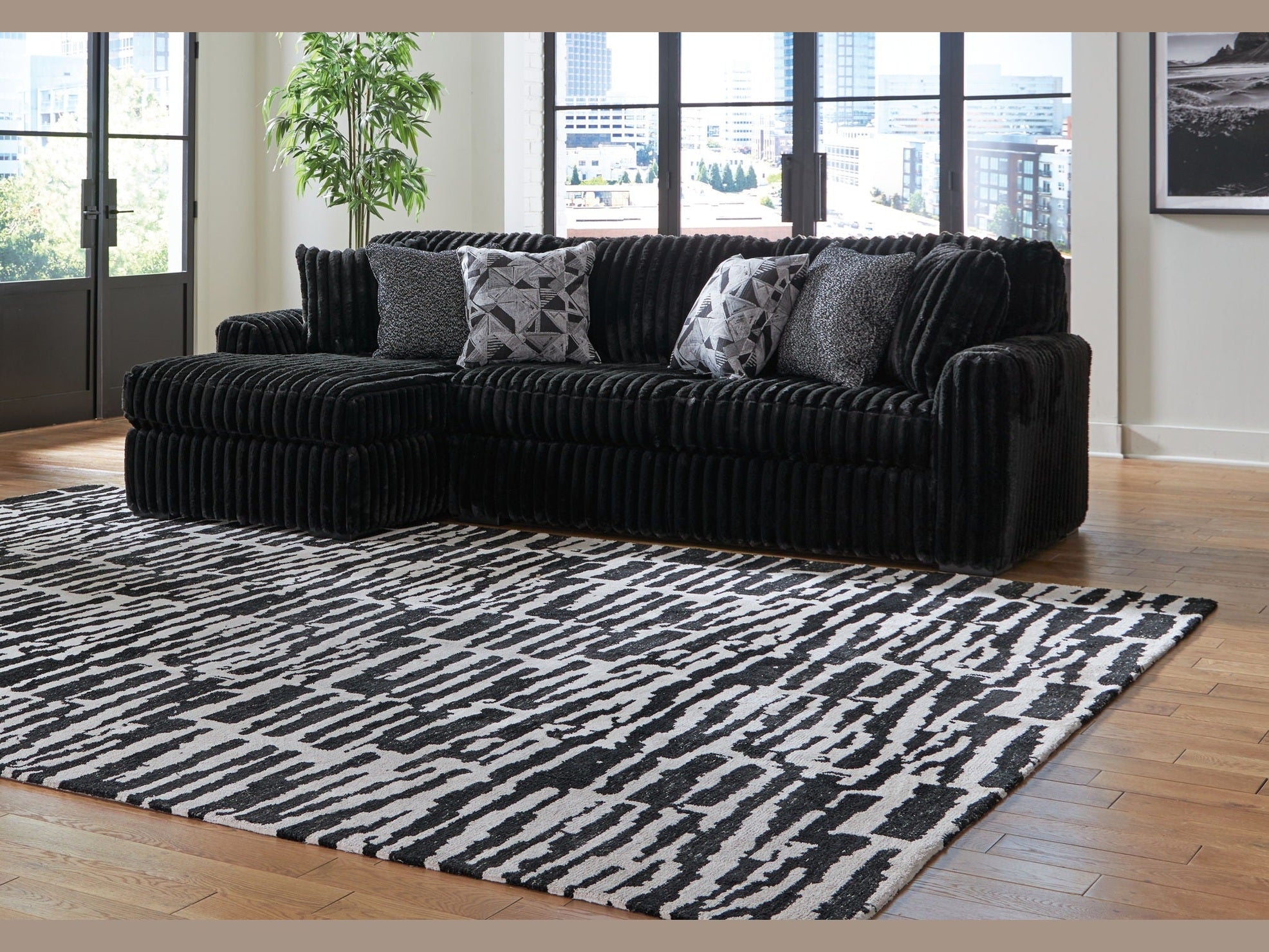 Midnight-Madness - Sectional