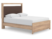 Hollymount - Upholstered Platform Bed