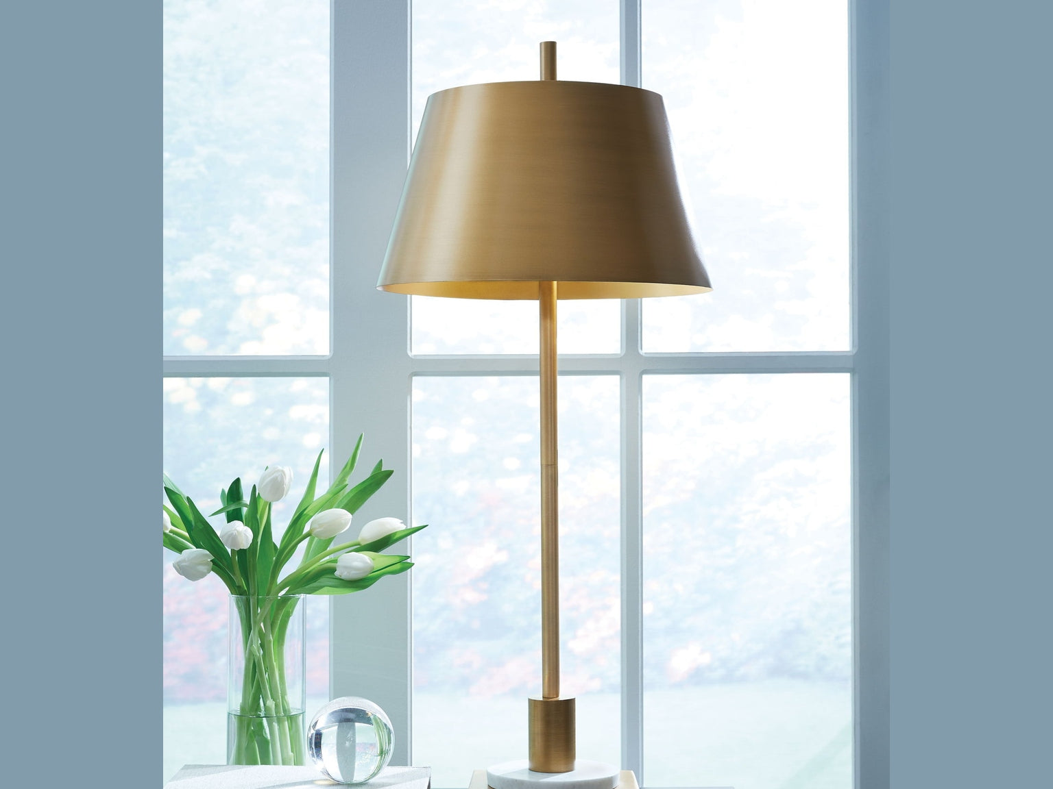 Fritzburn - Metal Table Lamp - Gold Finish / White