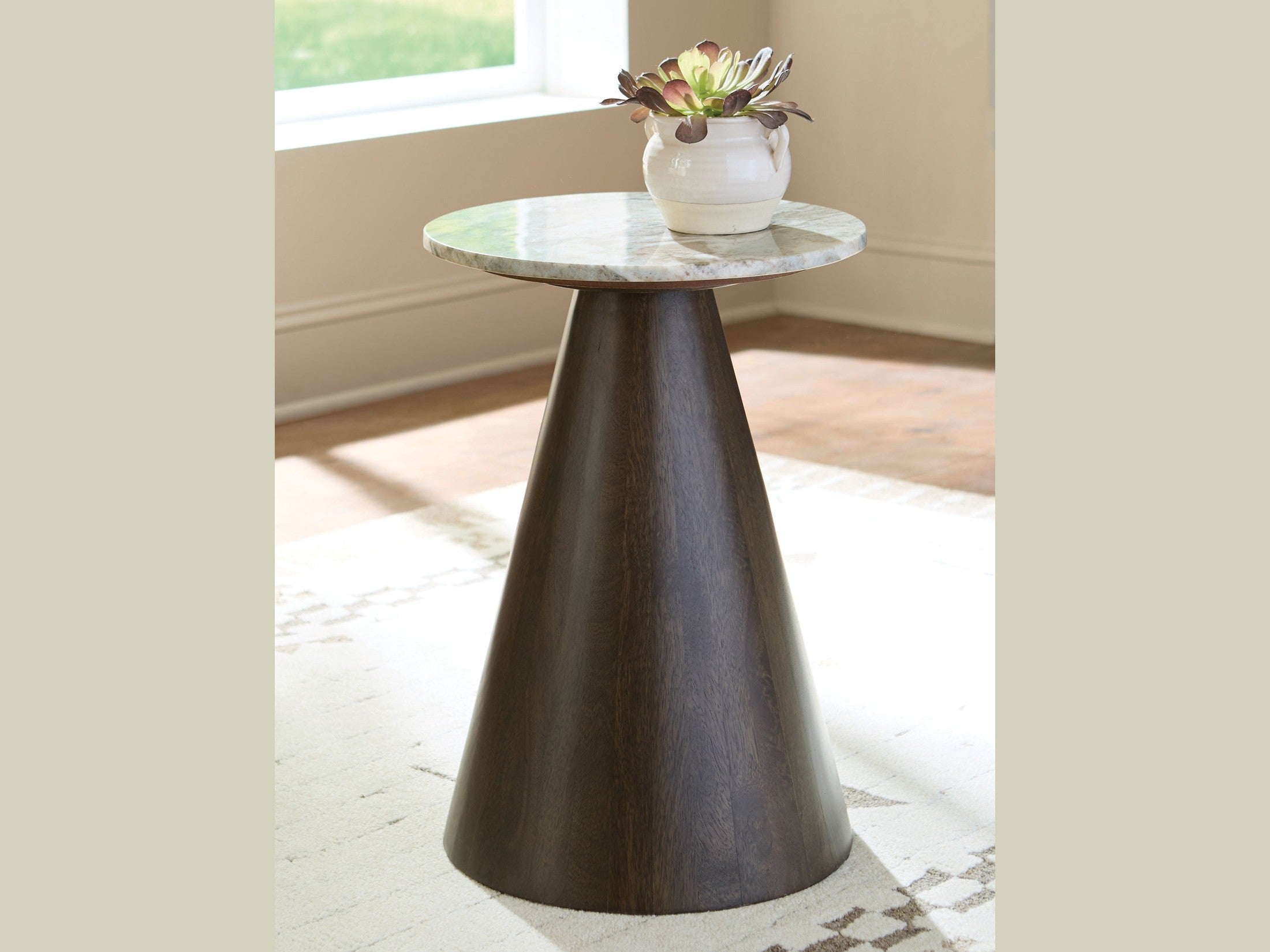Waltnor - Accent Table - Gray / White / Brown