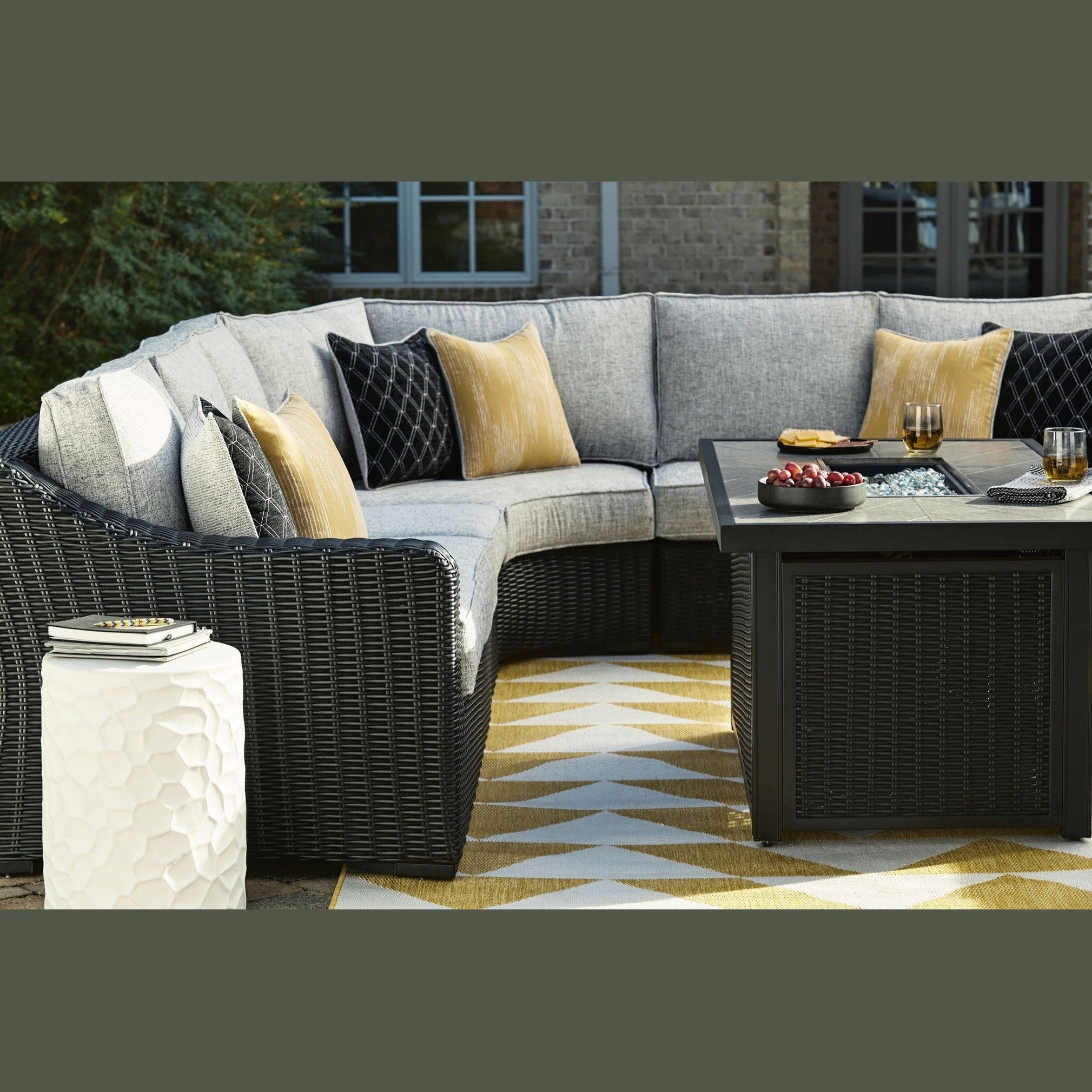 Beachcroft - Outdoor Sectional
