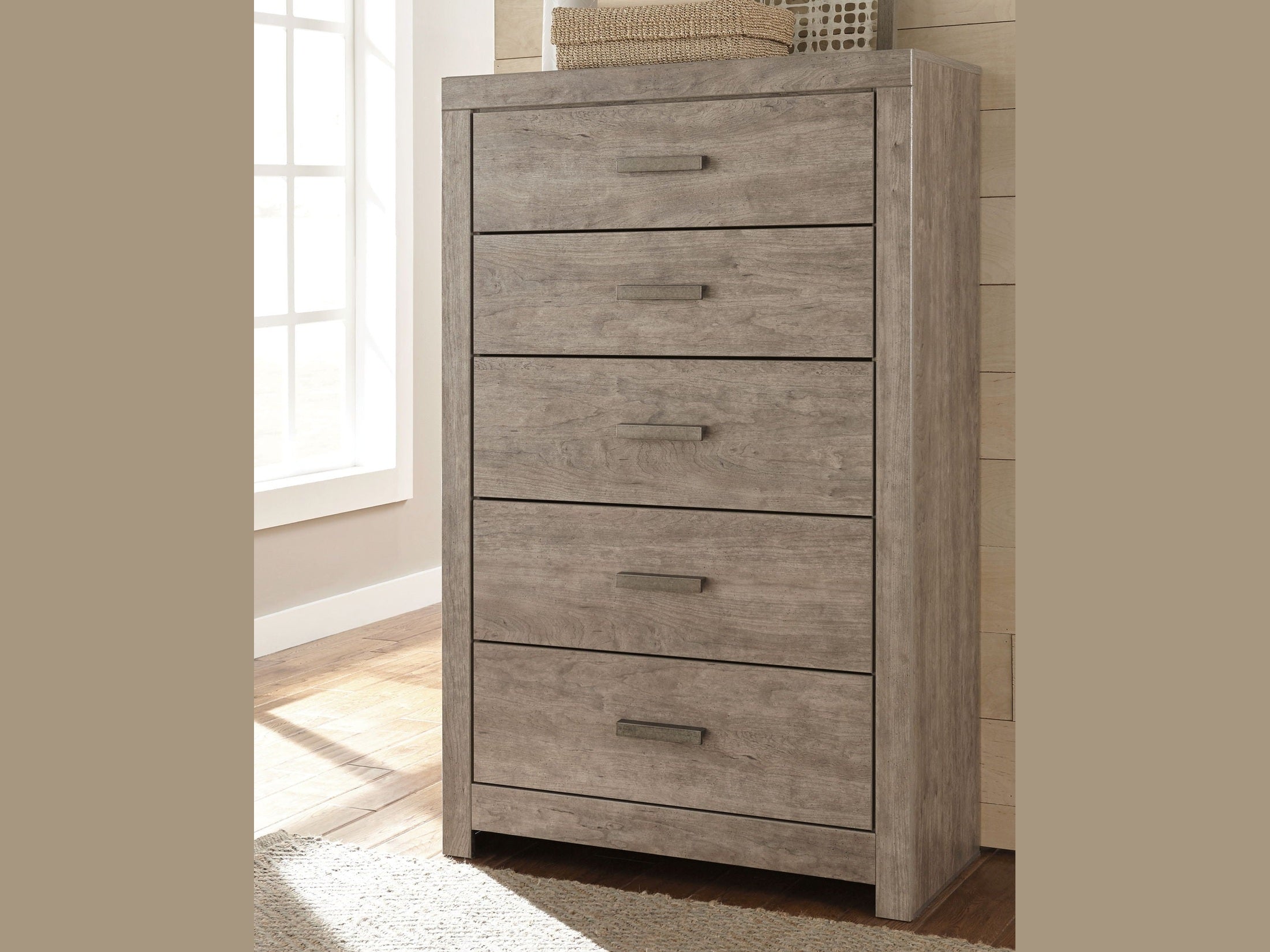 Culverbach - Five Drawer Chest - Gray