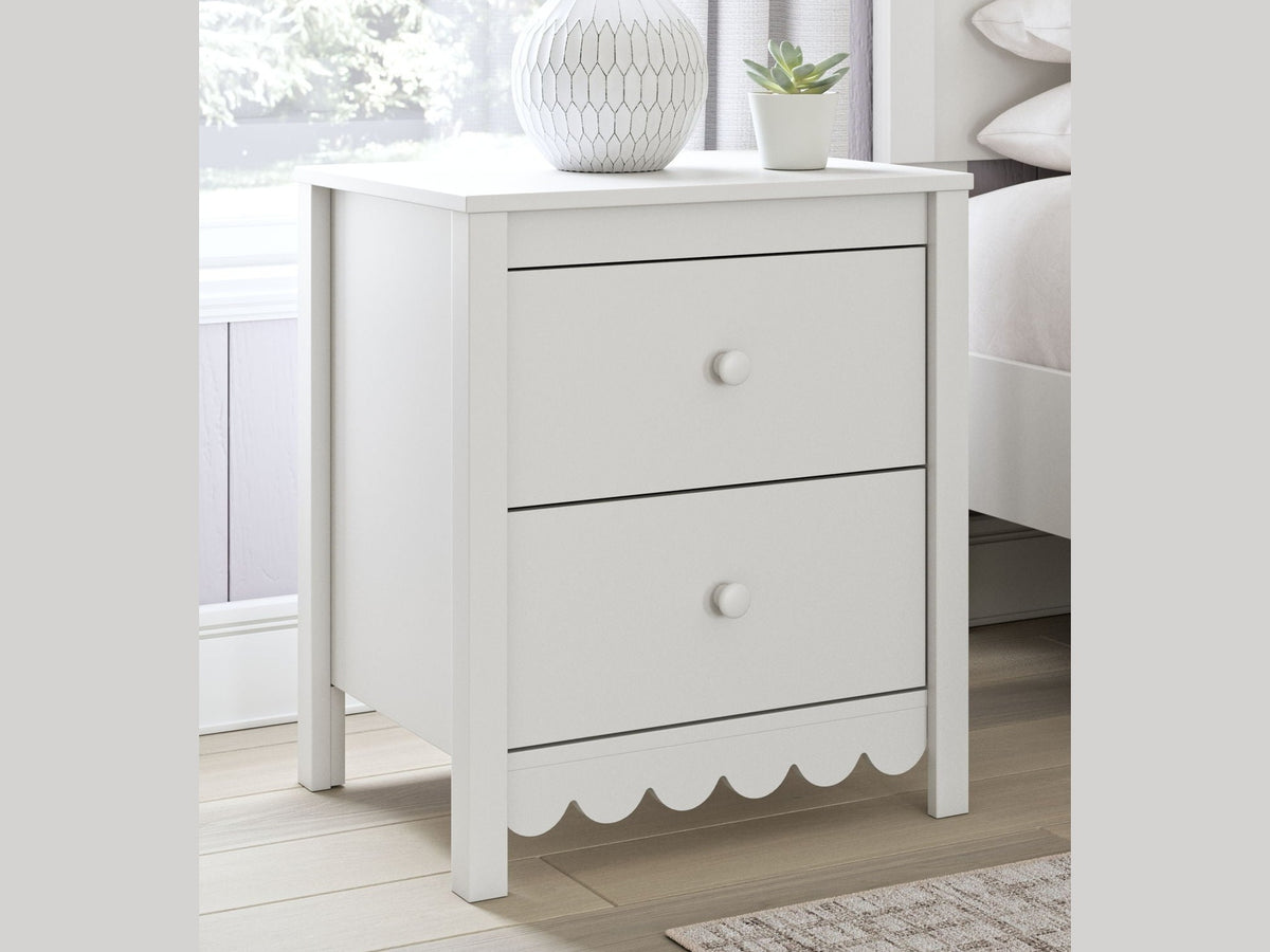 Hallityn - Two Drawer Night Stand - White